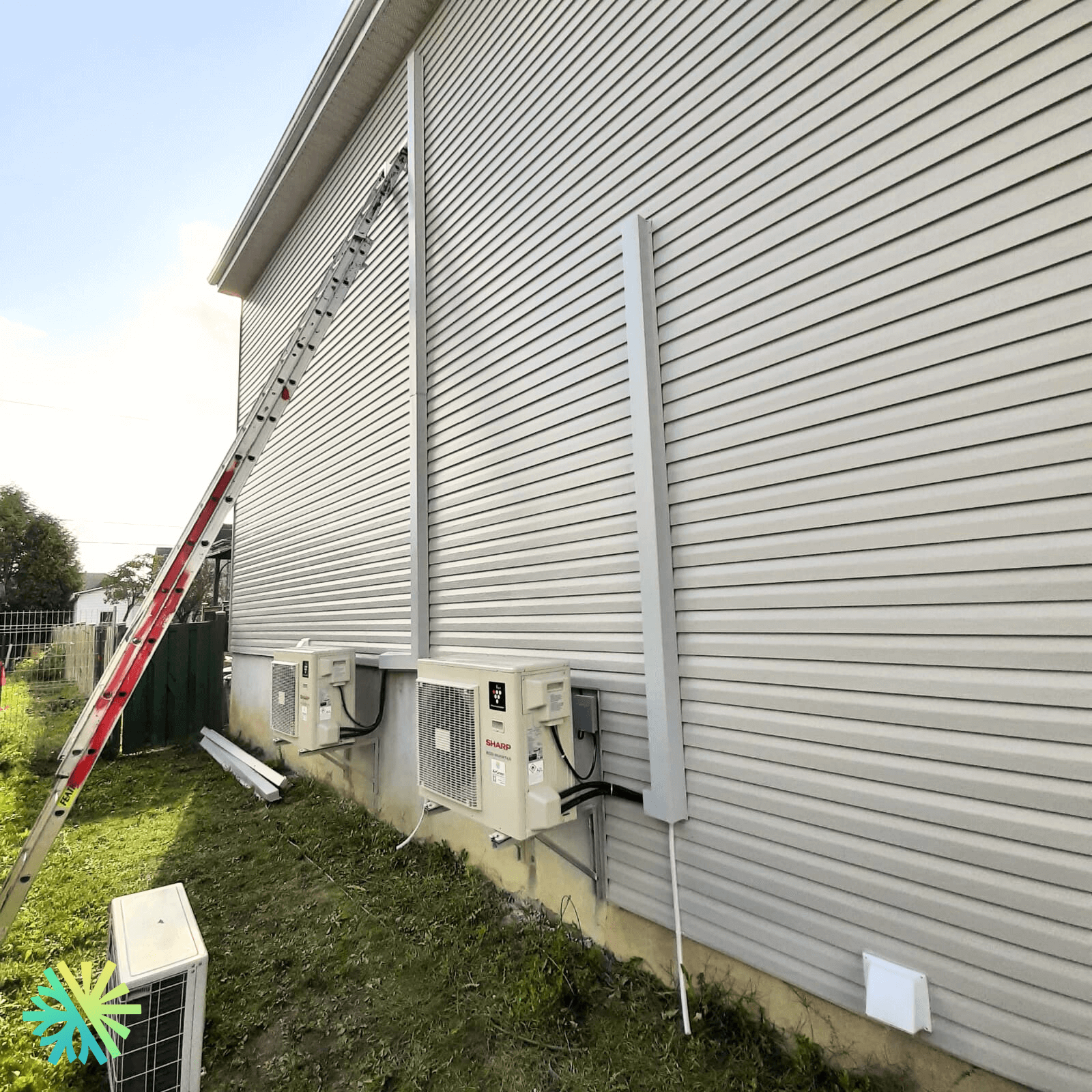 Installation de deux thermopompes Mini Split SHARP ZU1 à Laval
