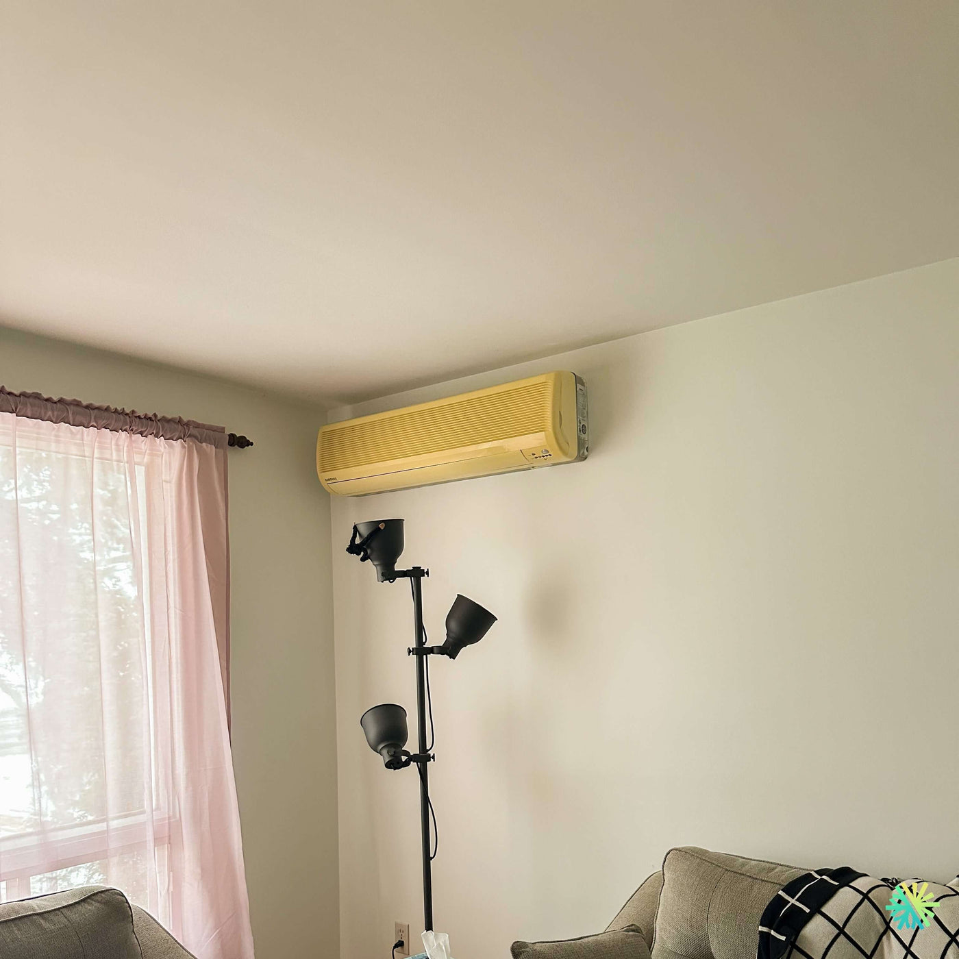 Réparation d’une thermopompe murale Samsung à Dollard-des-Ormeaux