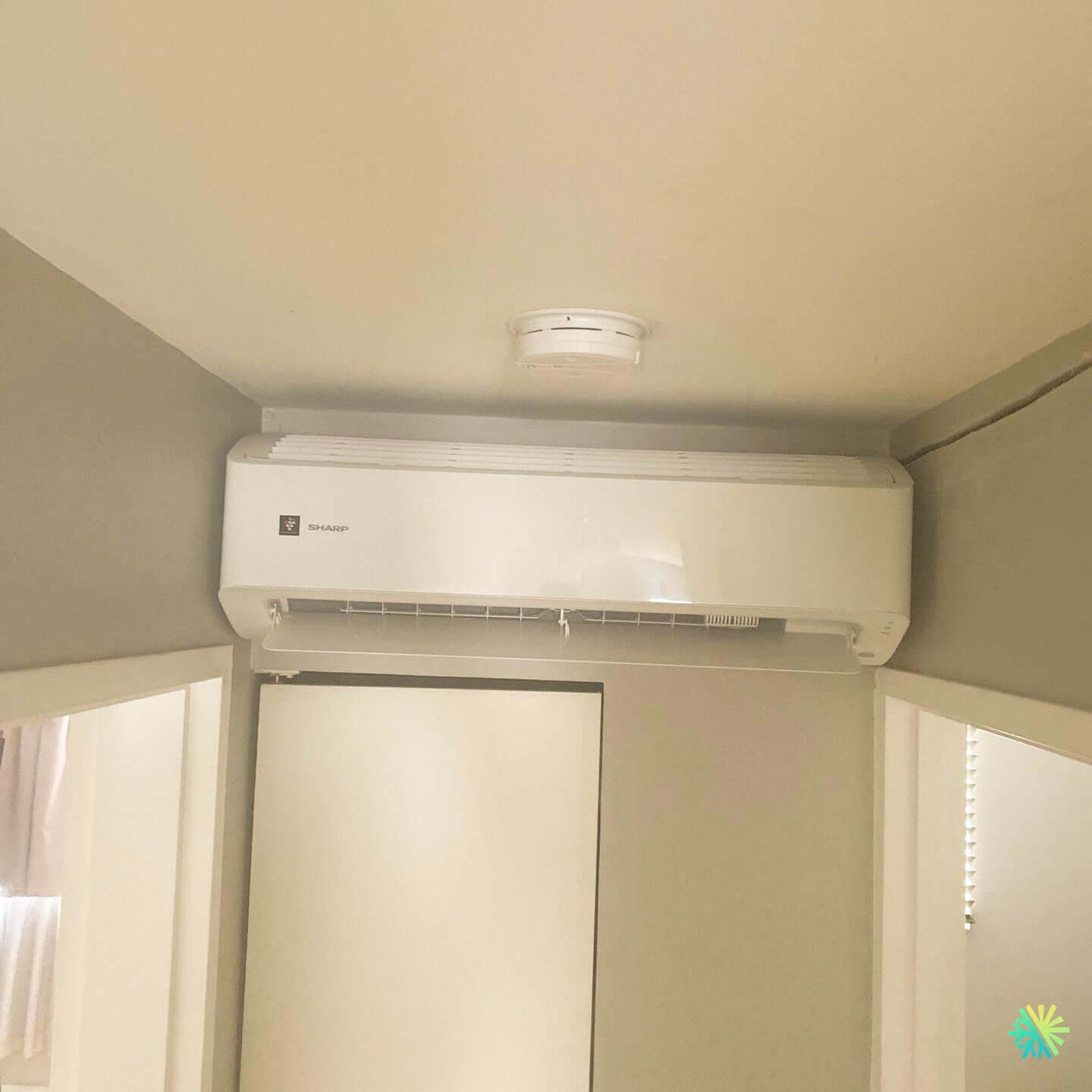 Une installation sur mesure d’une thermopompe murale SHARP ZU1 12000 BTU à Laval : efficacité, confort et technologie au service de nos clients