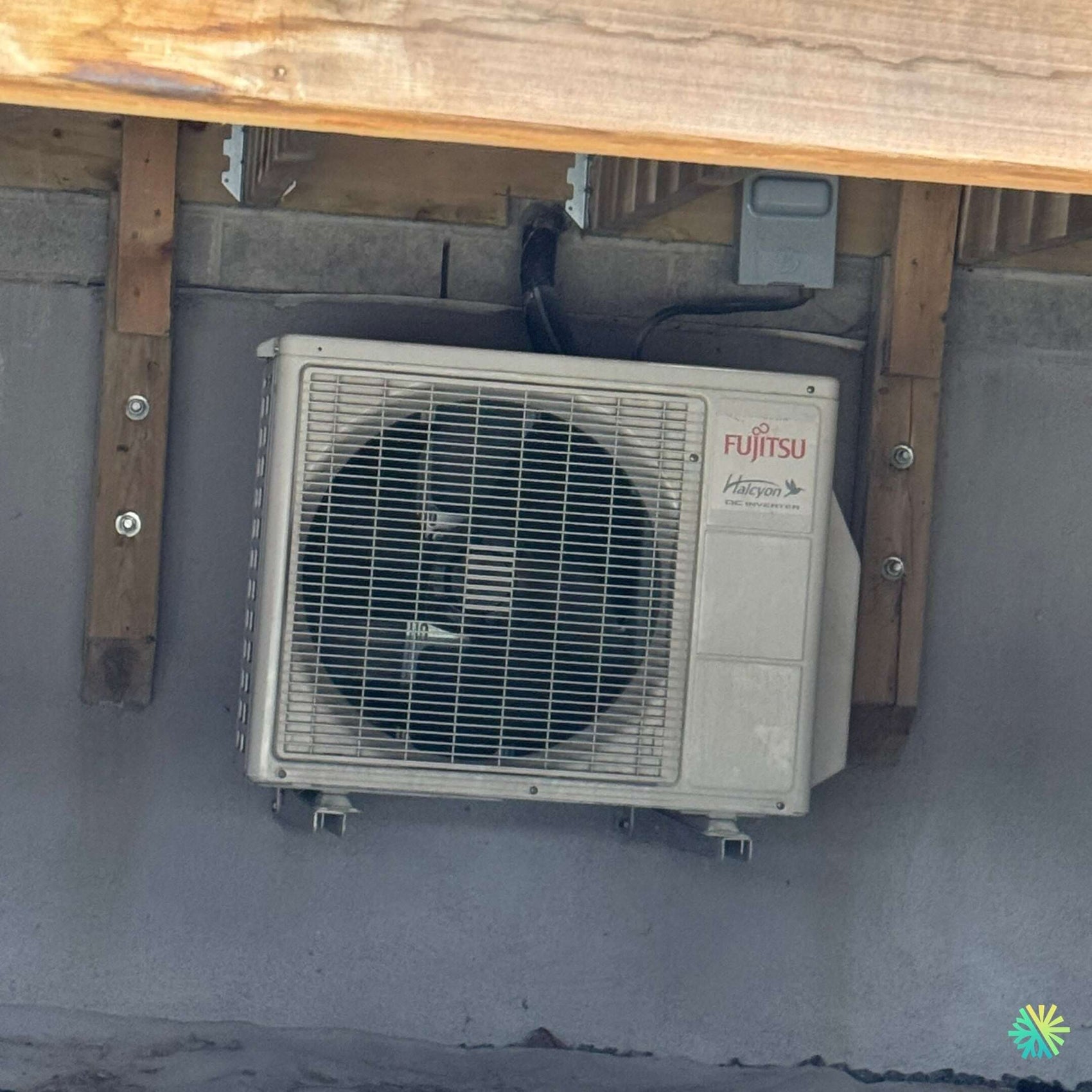 Réparation d’une thermopompe murale Fujitsu à Saint-Lambert