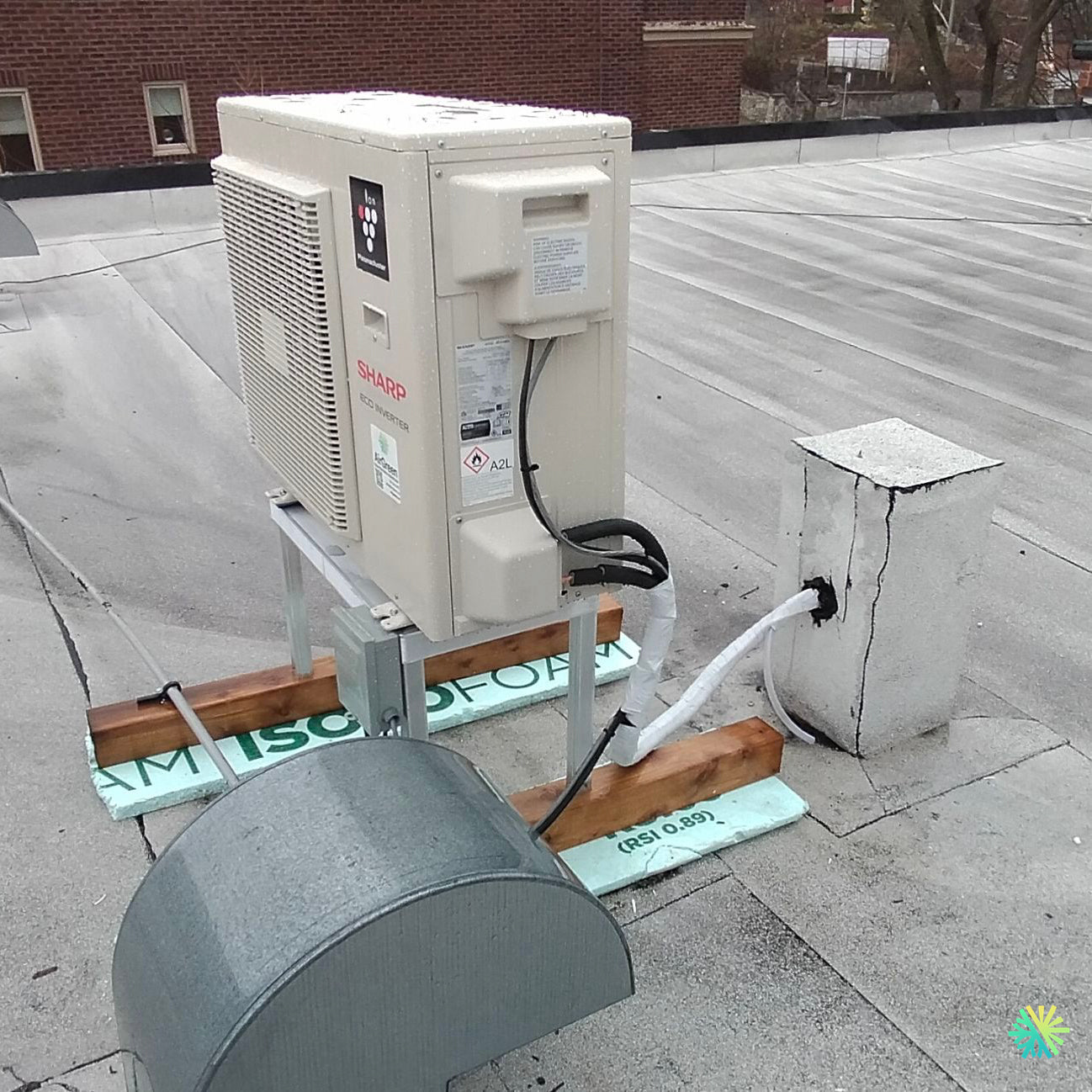 Réparation d’une thermopompe Sharp à Rosemère