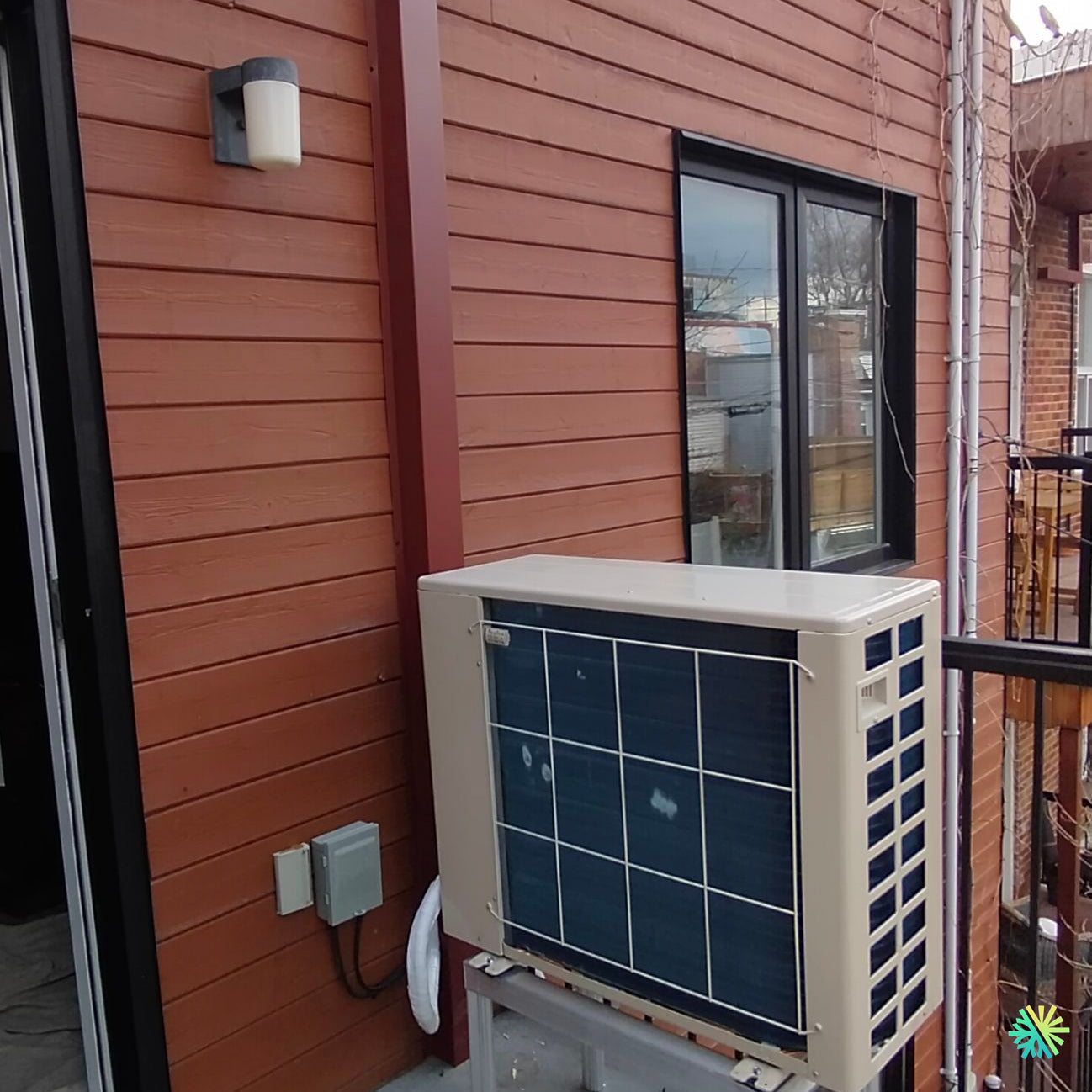 Réparation d’une thermopompe murale Gree à Rosemont–La Petite-Patrie