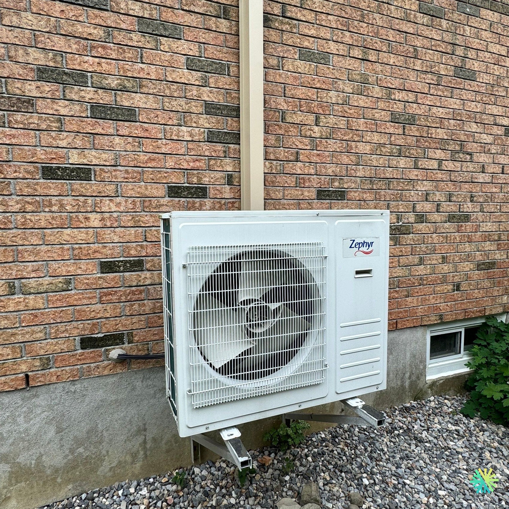 Réparation d’une thermopompe murale Zephyr à Blainville