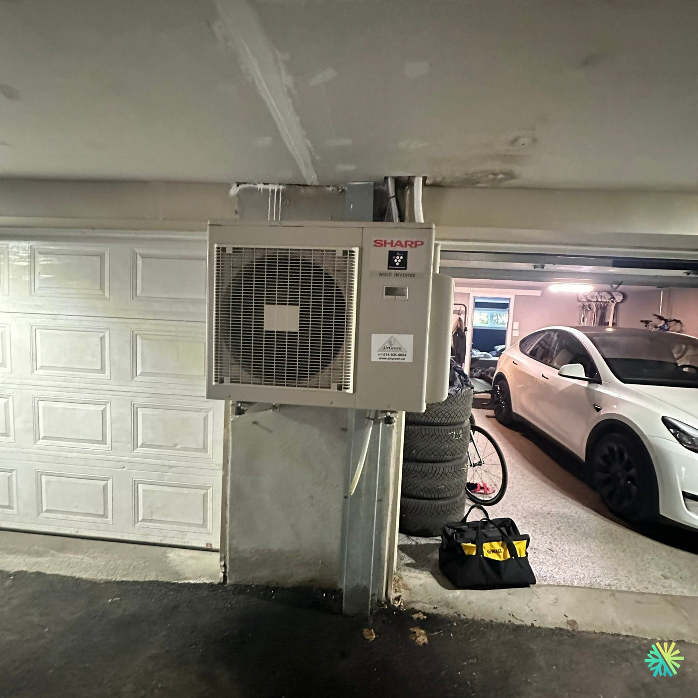 Installation d’une Sharp ZHU1 thermopompe murale à Laval (Chomedey)