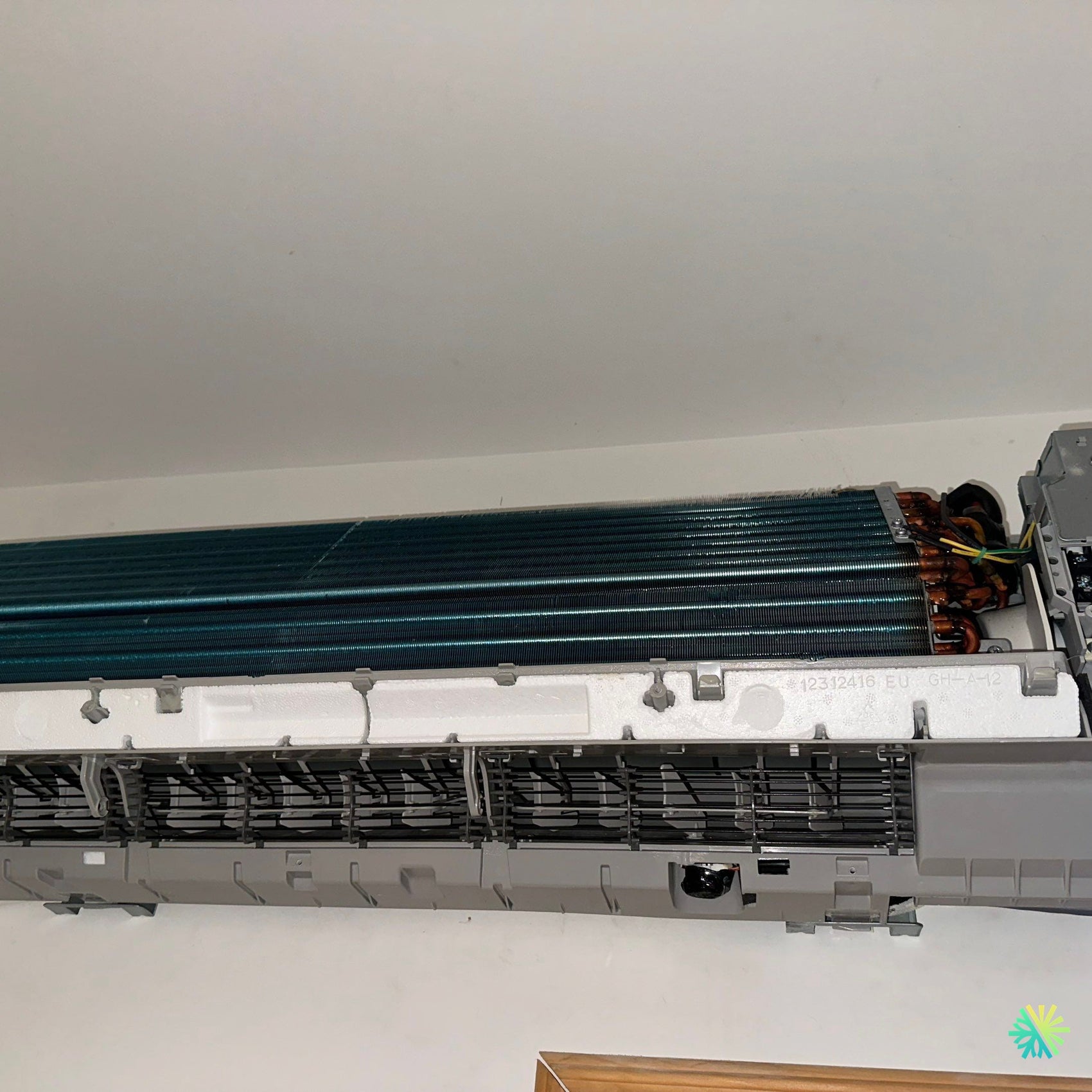 Réparation d’un climatiseur mural Gree à Saint-Lambert