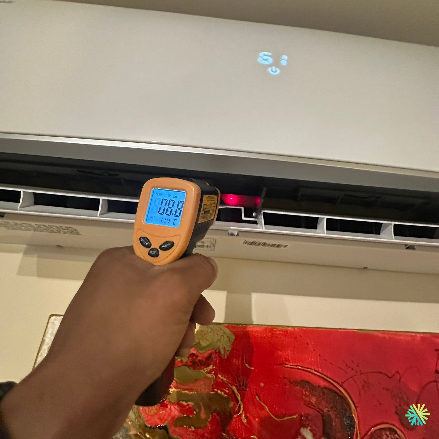 Réparation d’une thermopompe murale Gree à Saint-Lambert