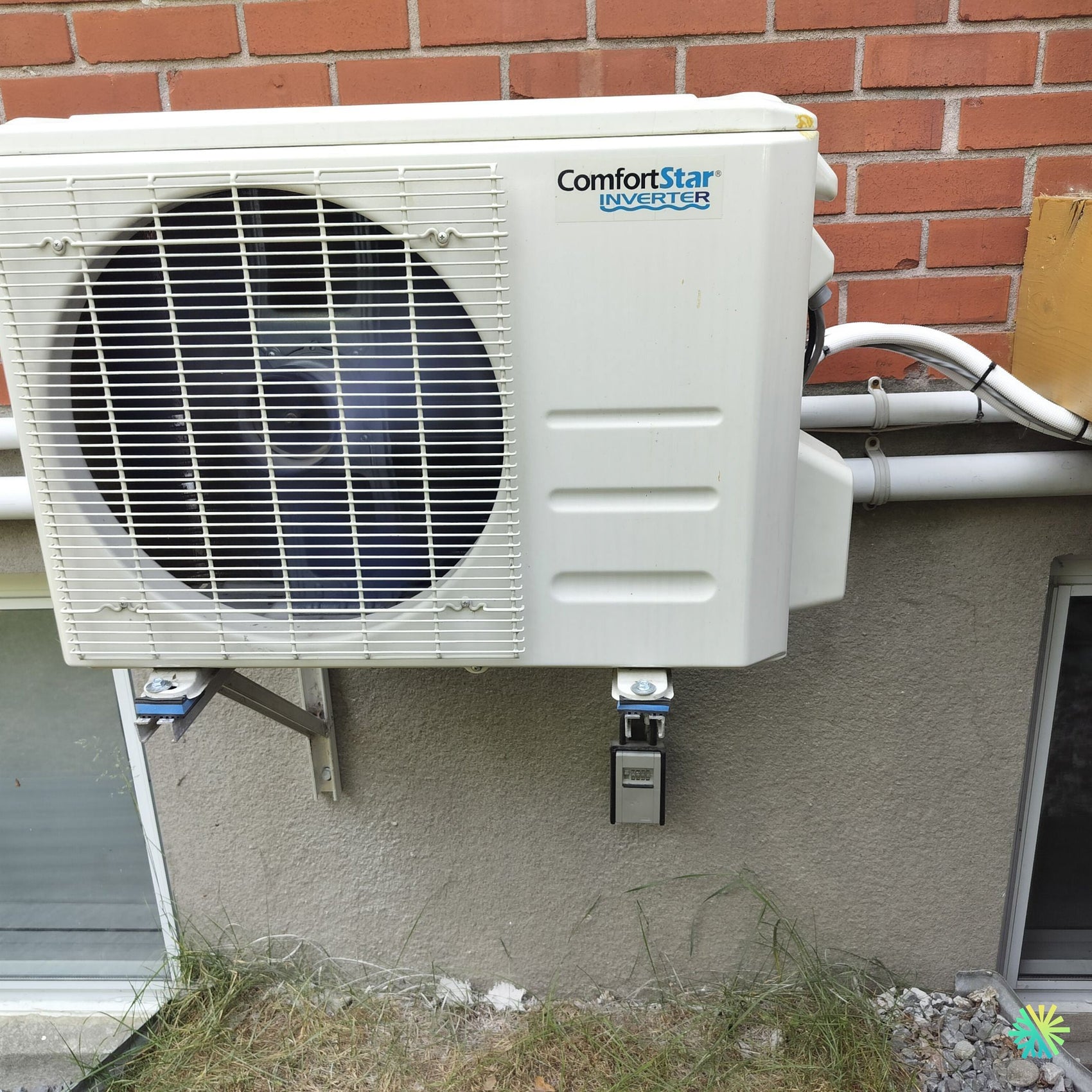 Réparation d’une thermopompe murale ComfortStar à Sainte-Julie