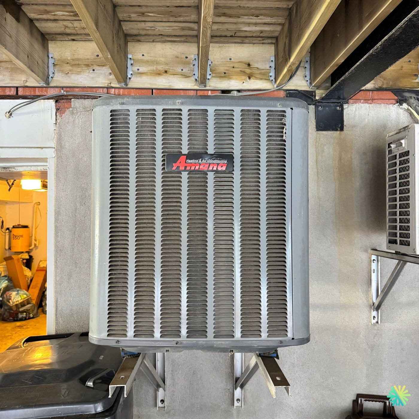 Réparation d’une thermopompe centrale Amana à Brossard