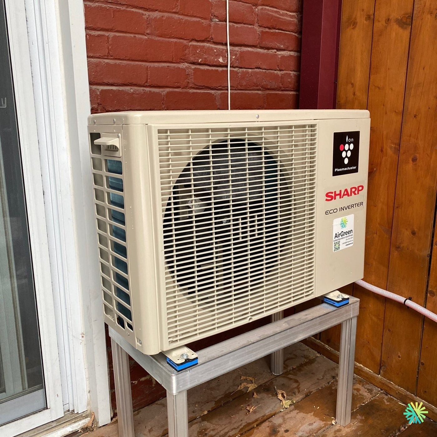 Installation d’une Sharp ZU1 thermopompe murale à Rosemont–La Petite-Patrie