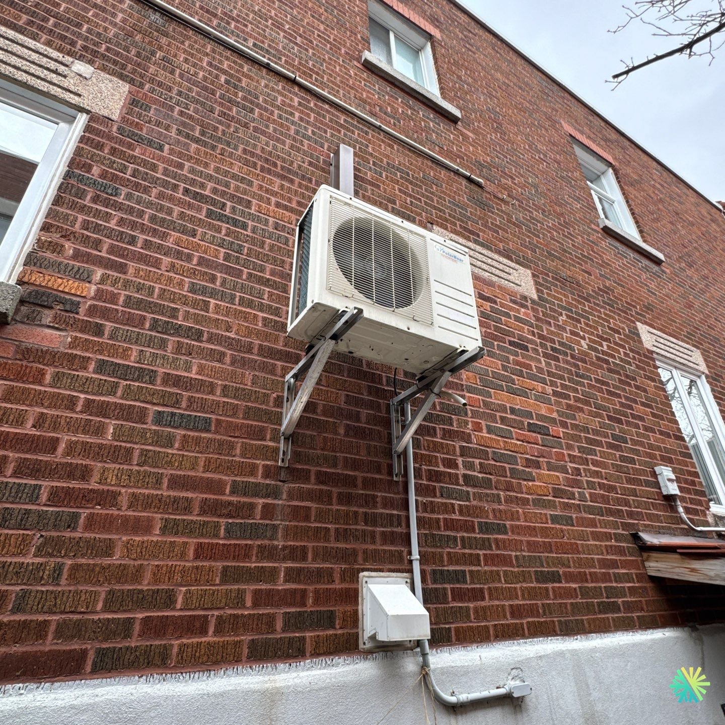 Réparation d’une thermopompe murale Daikin à Outremont