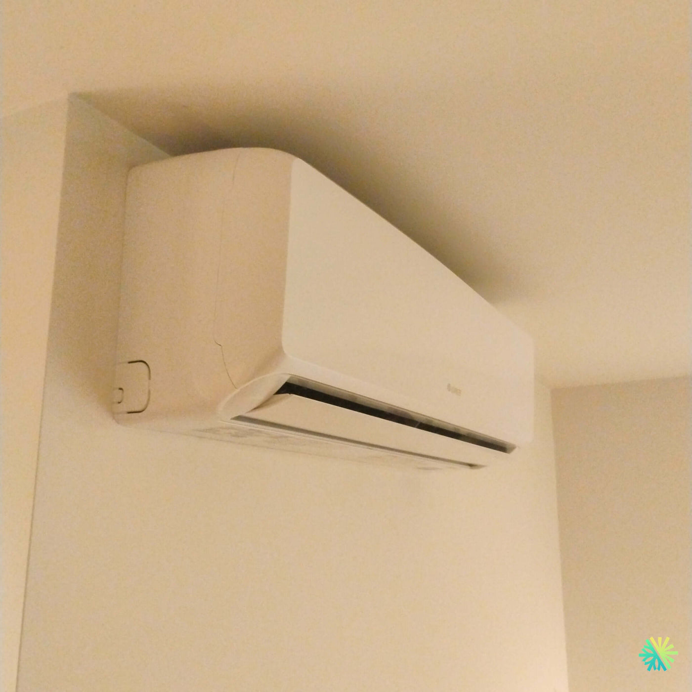 Installation d’une thermopompe TripleZone GREE FREE MATCH R32 à Saint-Bruno – système 3 zones avec 3 têtes murales pour un confort précis sur la Rive-Sud