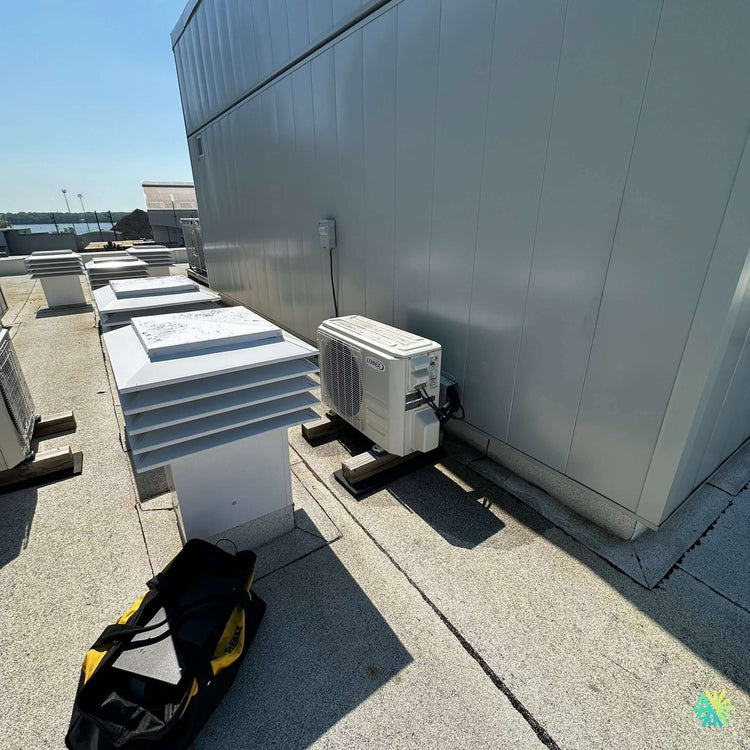 Réparation d’un climatiseur mural Lennox à Lachine