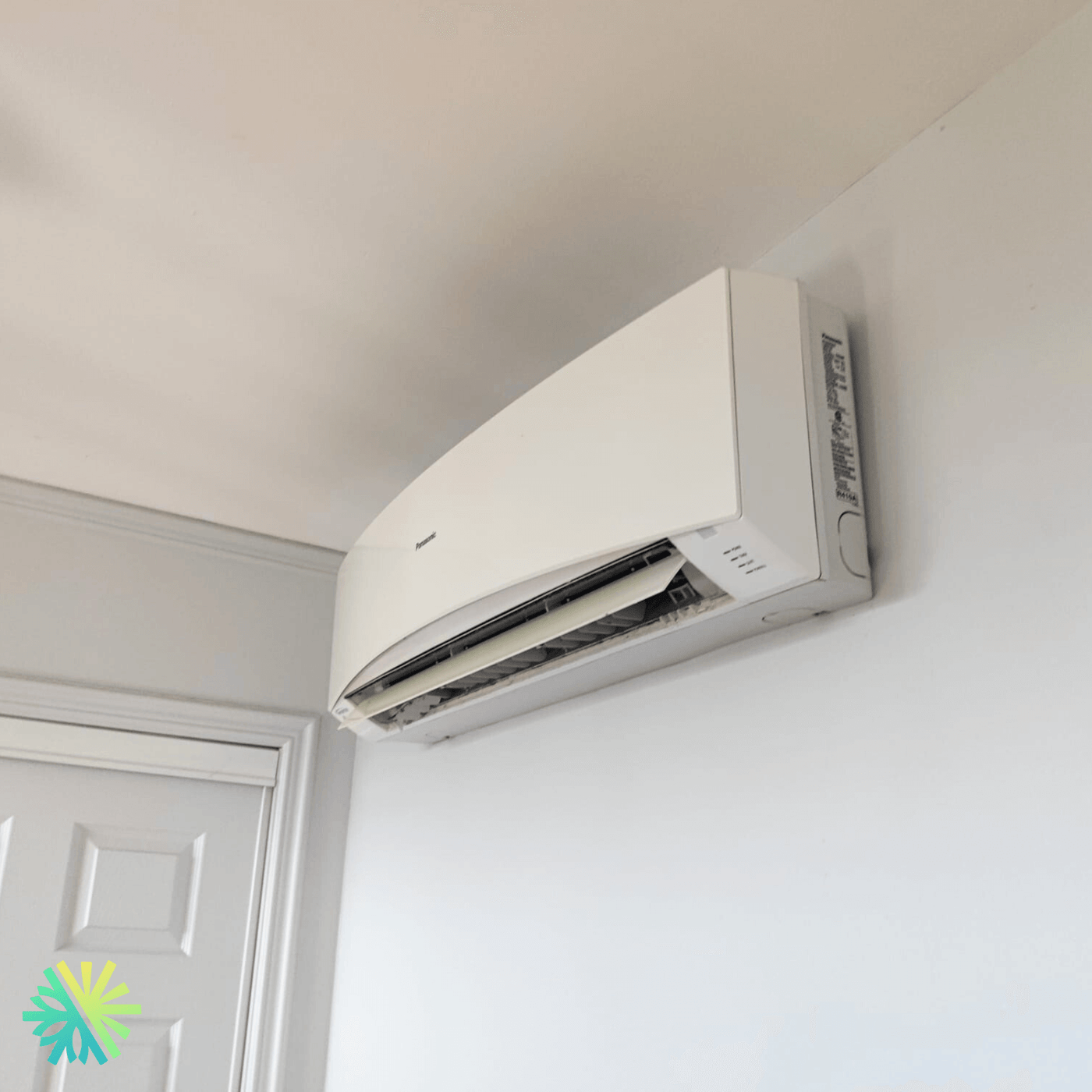 Réparation et entretien de deux thermopompes murales Panasonic à Montréal