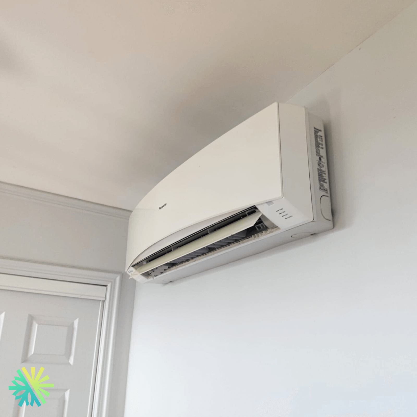 Réparation et entretien de deux thermopompes murales Panasonic à Montréal