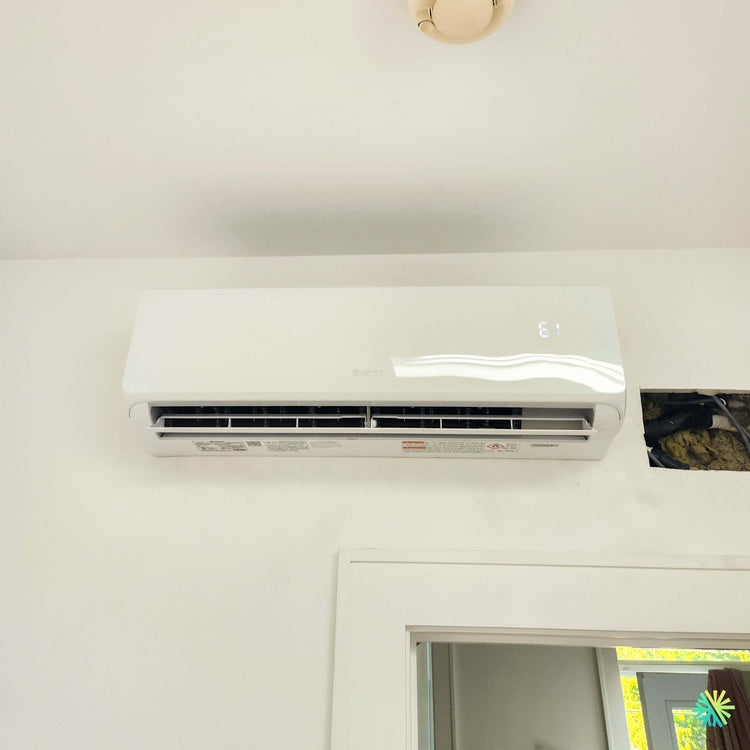 Installation d’une GREE LIVO R32 Thermopompe Murale – Climatiseur – Mini Split aux Îles-Laval, dans le secteur Laval et Rive Nord