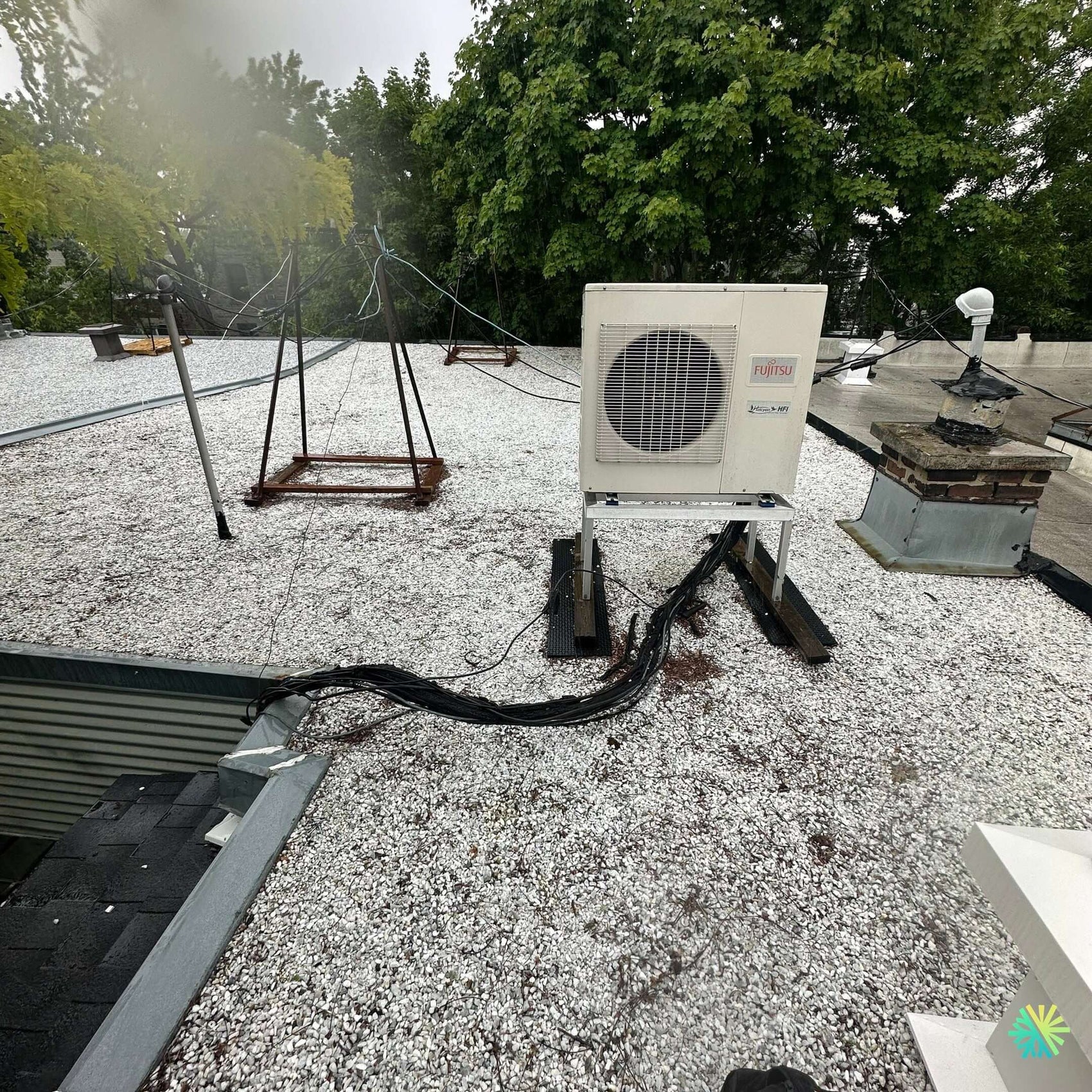 Réparation d’une thermopompe murale Fujitsu à Côte-des-Neiges–Notre-Dame-de-Grâce
