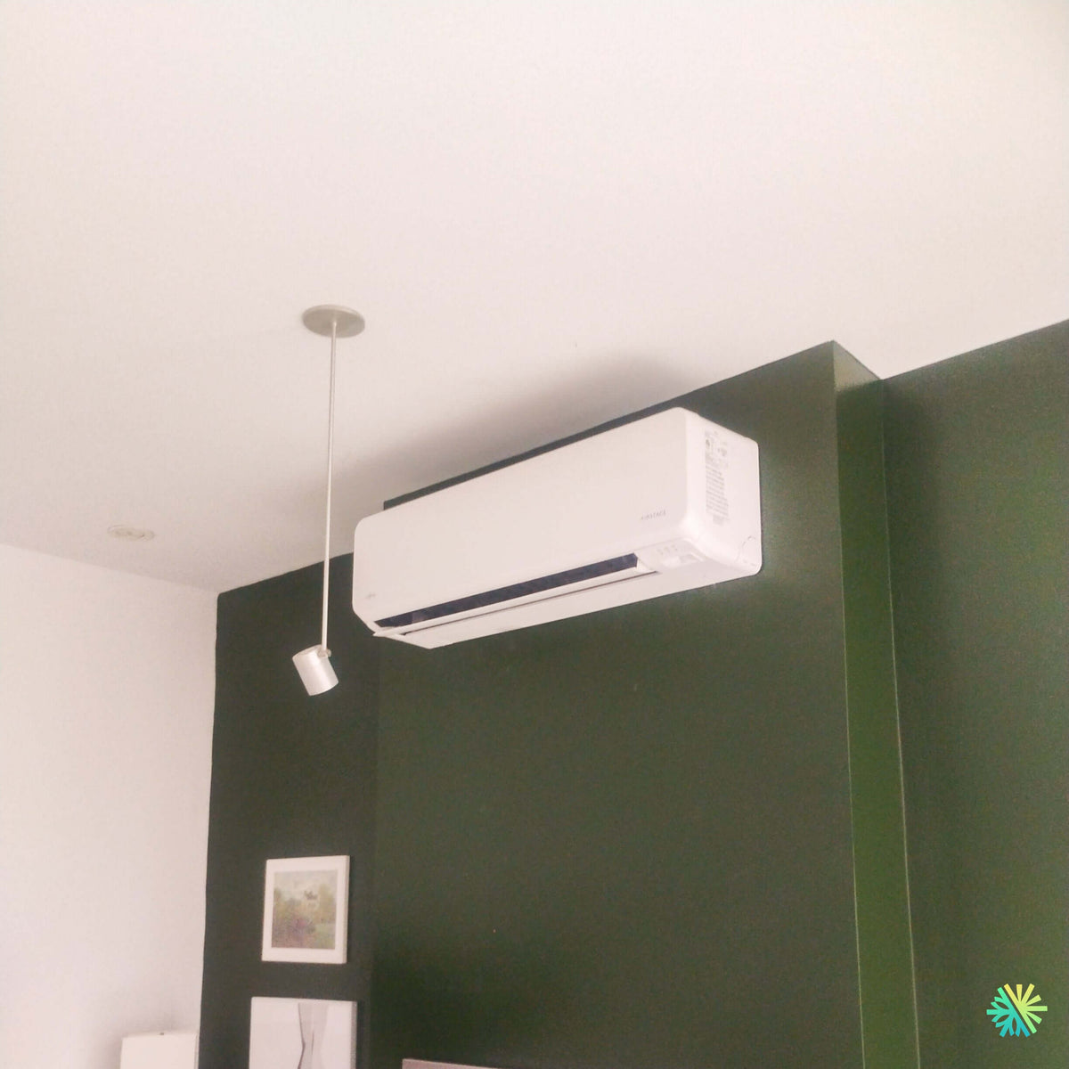 Installation d’une thermopompe murale FUJITSU AIRSTAGE ORION XLTH+ à Mont-Saint-Hilaire, en Montérégie