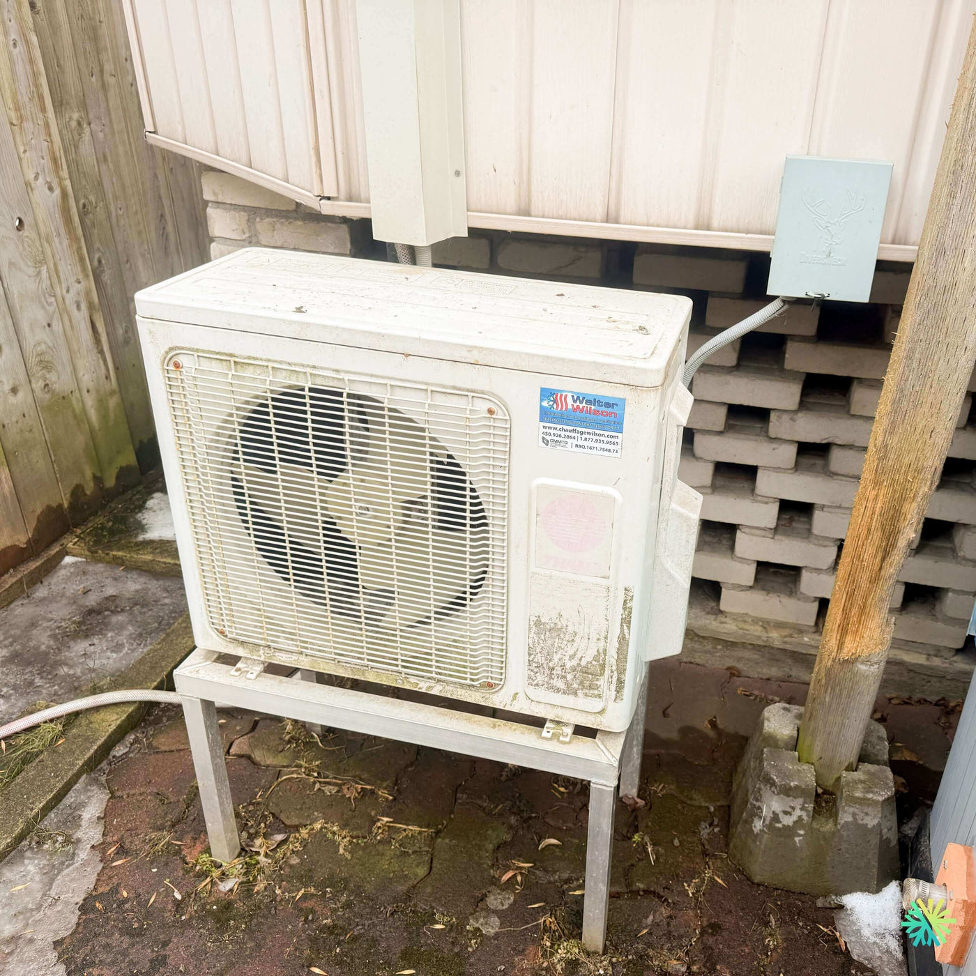 Réparation d’une thermopompe murale Trane à Châteauguay