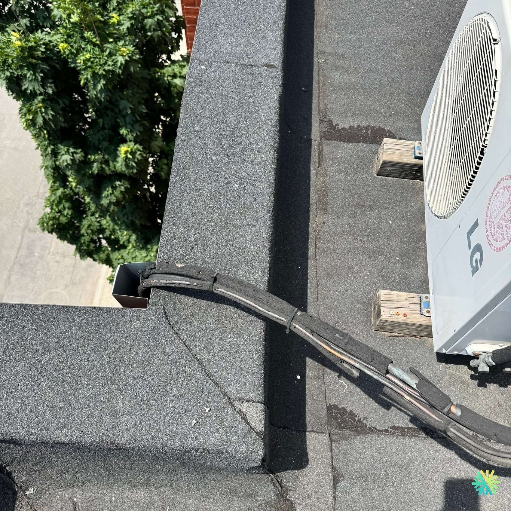 Réparation d’une thermopompe murale LG à Saint-Laurent