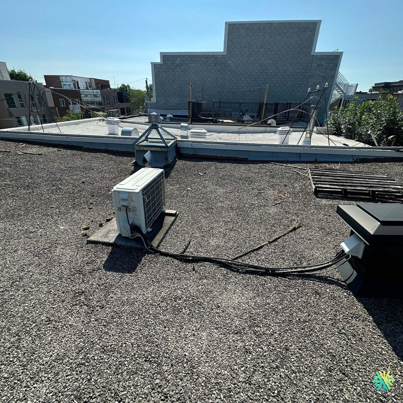 Appel de service pour une thermopompe murale Gree à Rosemont–La Petite-Patrie