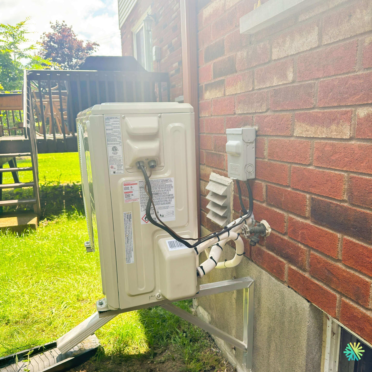 Installation d’une thermopompe murale ELIOS EMC à Saint-Bernard-de-Lacolle