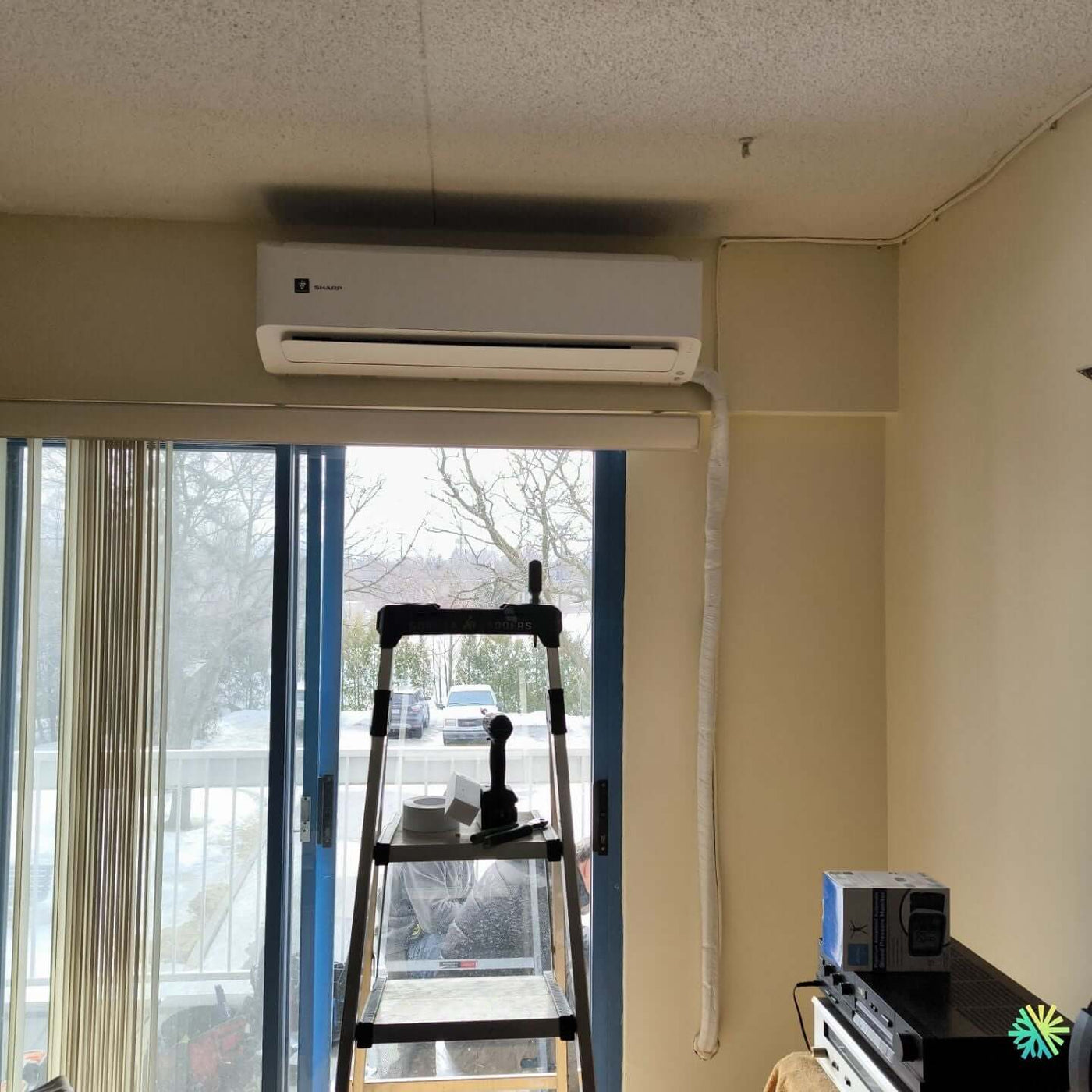 Installation d’une Sharp Eco Inverter thermopompe murale à Laval (Laval-des-Rapides)