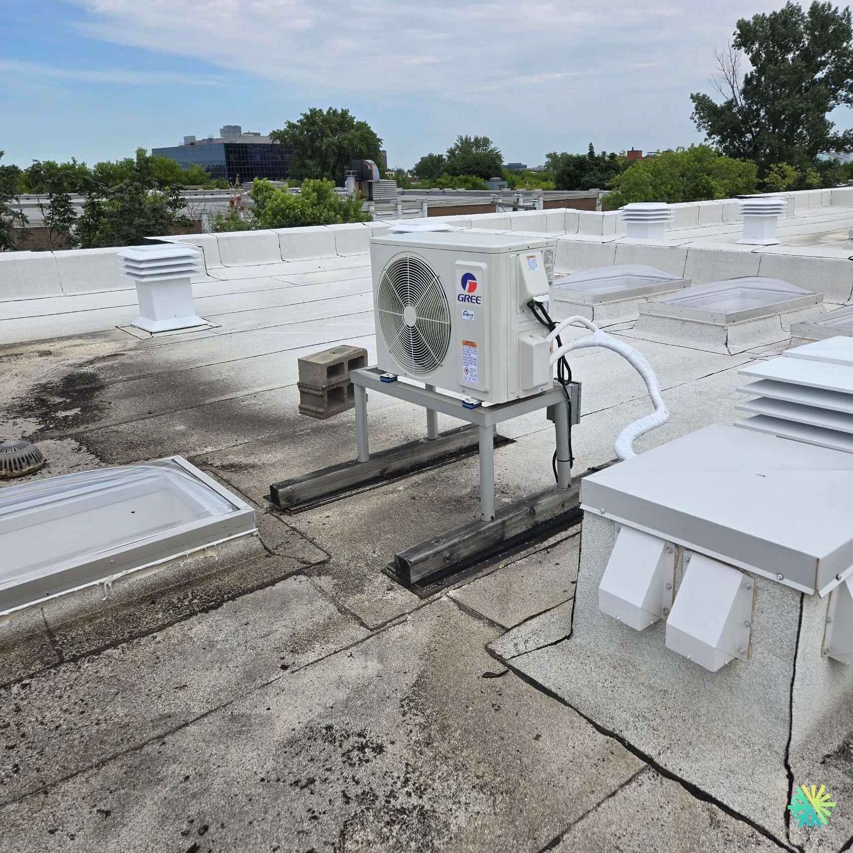 Installation d’une Gree (R-32) thermopompe murale à Saint-Laurent