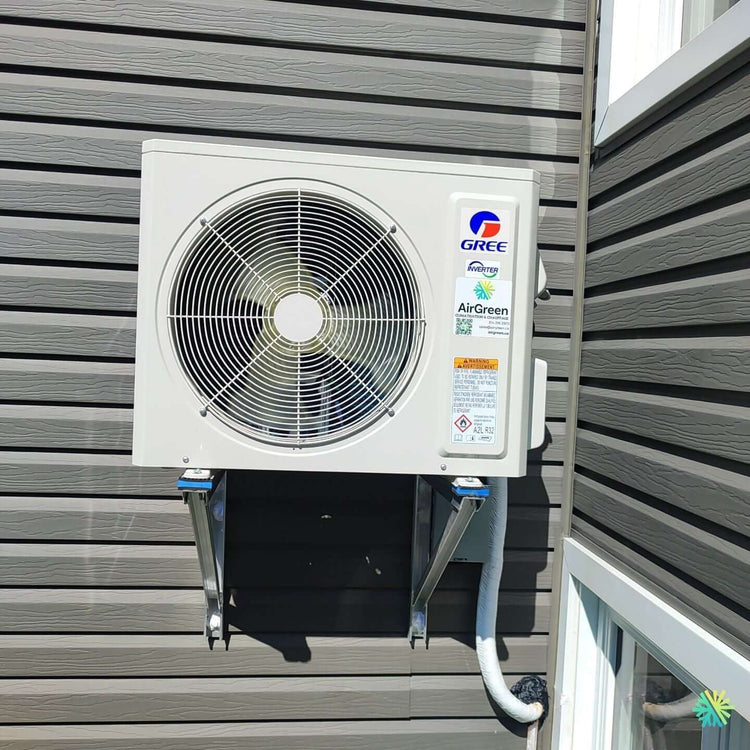Installation d’une Gree (gamme R-32) thermopompe murale à Chomedey, Laval