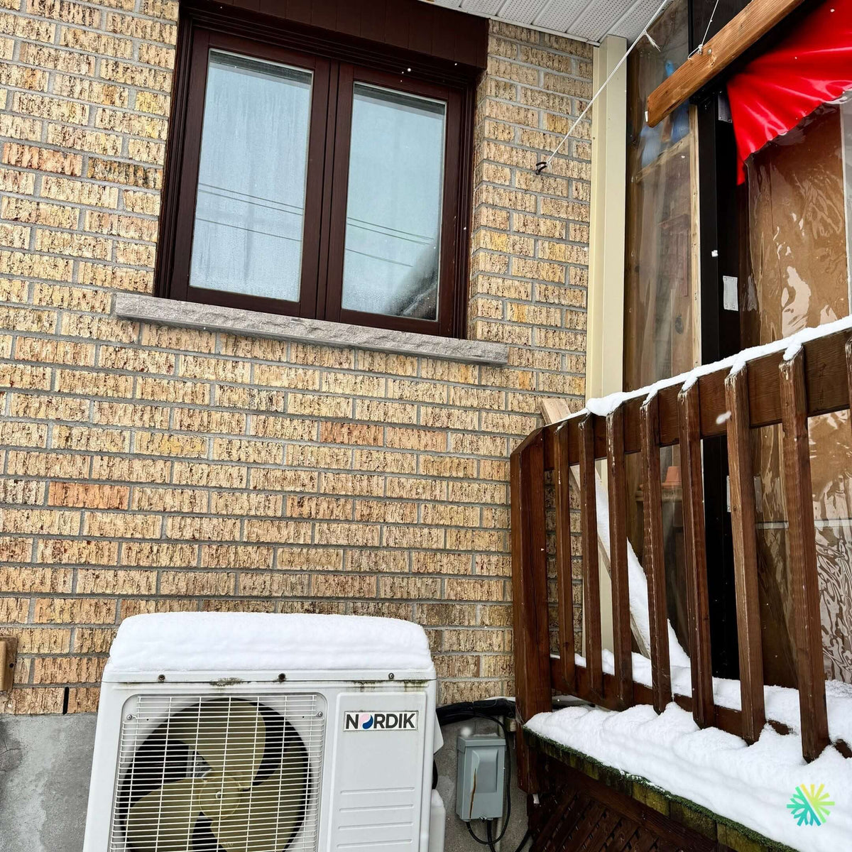 Réparation d’une thermopompe murale Nordik à Chomedey