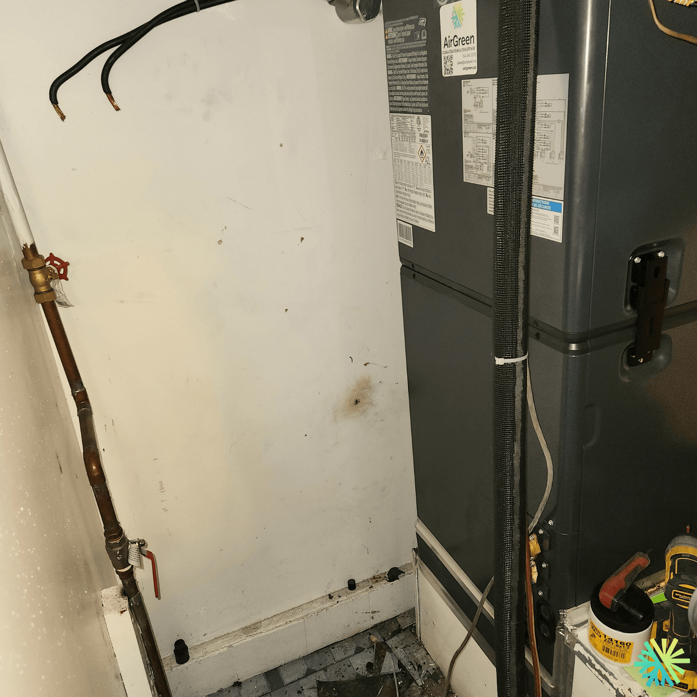 Installation d’une thermopompe centrale Midea à Rosemont–La Petite-Patrie