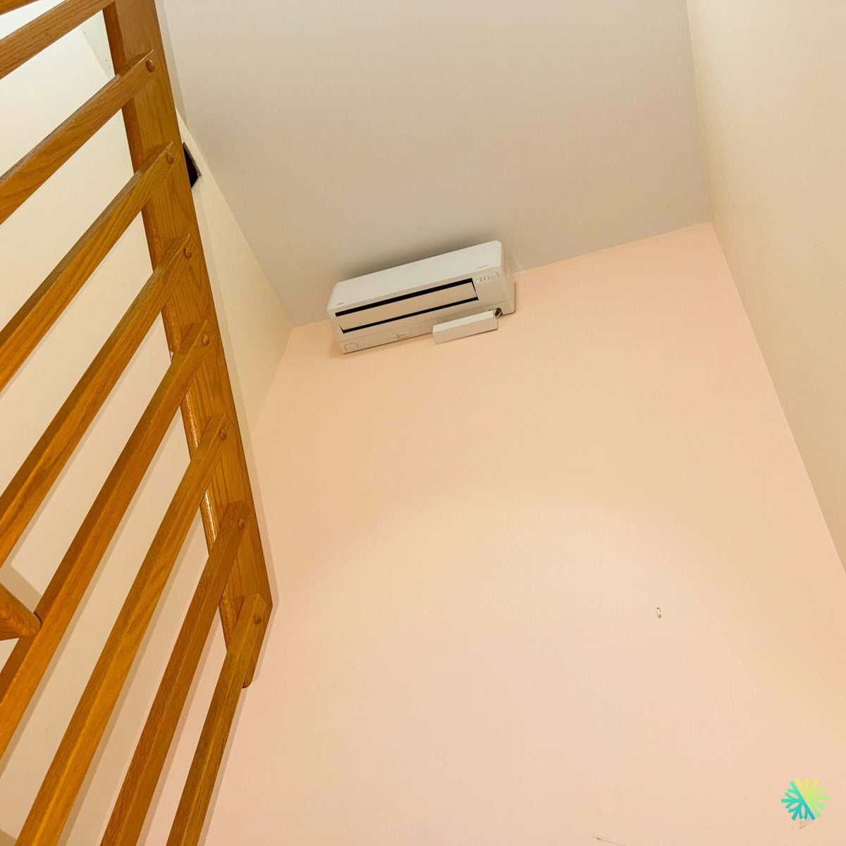 Installation of a Fujitsu AIRSTAGE Aquila XLTH dual-zone heat pump in Longueuil, on Montreal’s South Shore