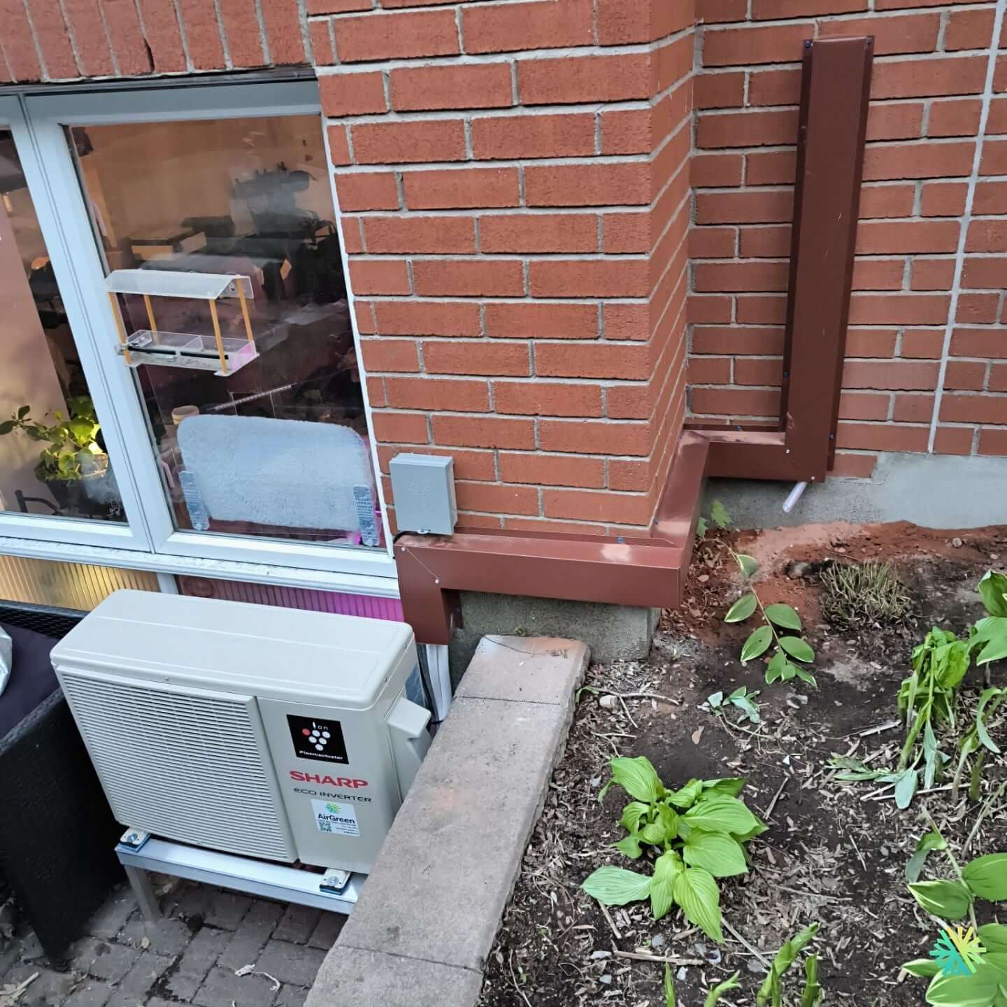 Installation d’une Sharp Eco Inverter thermopompe murale à Anjou
