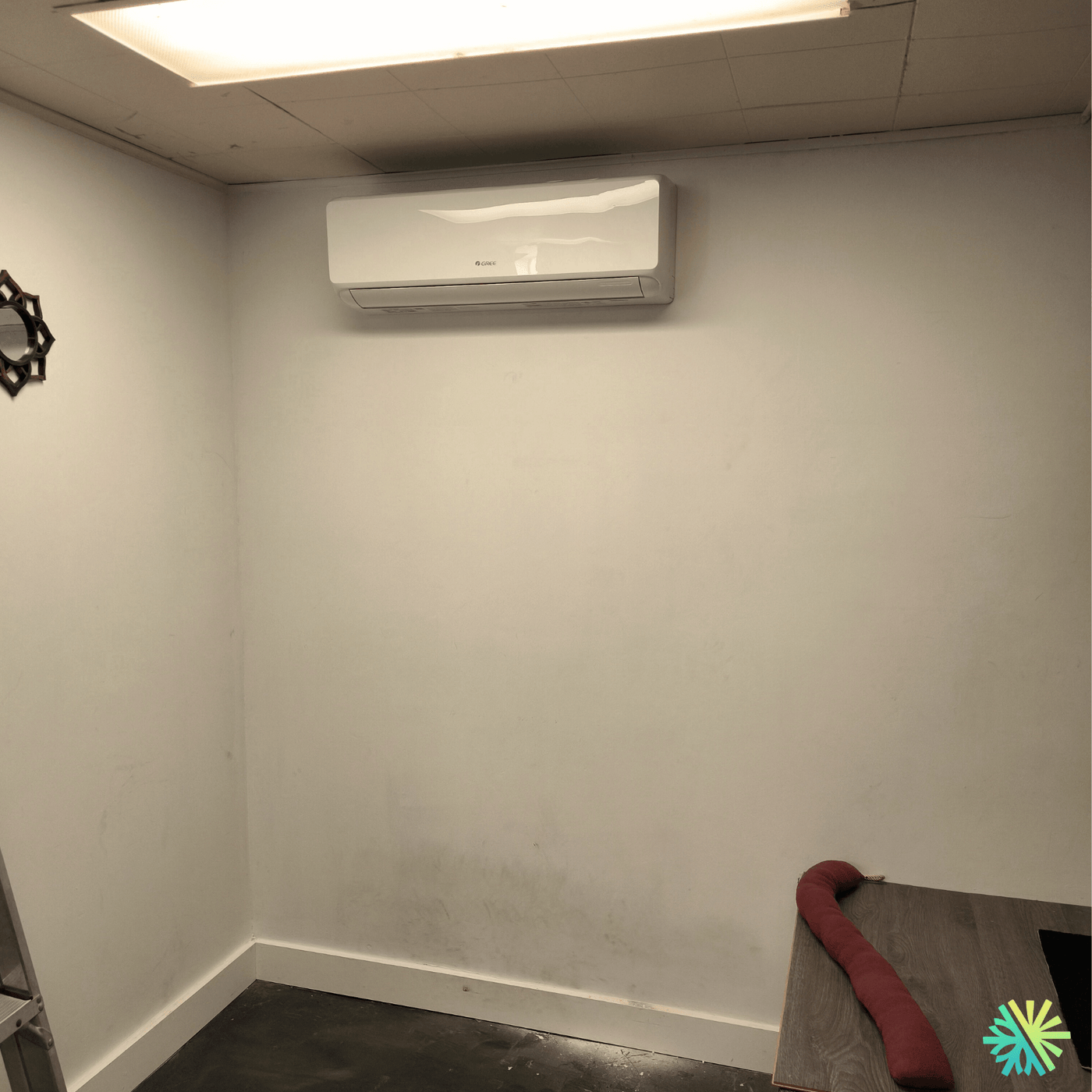 Installation d’une thermopompe murale Gree à Saint-Léonard