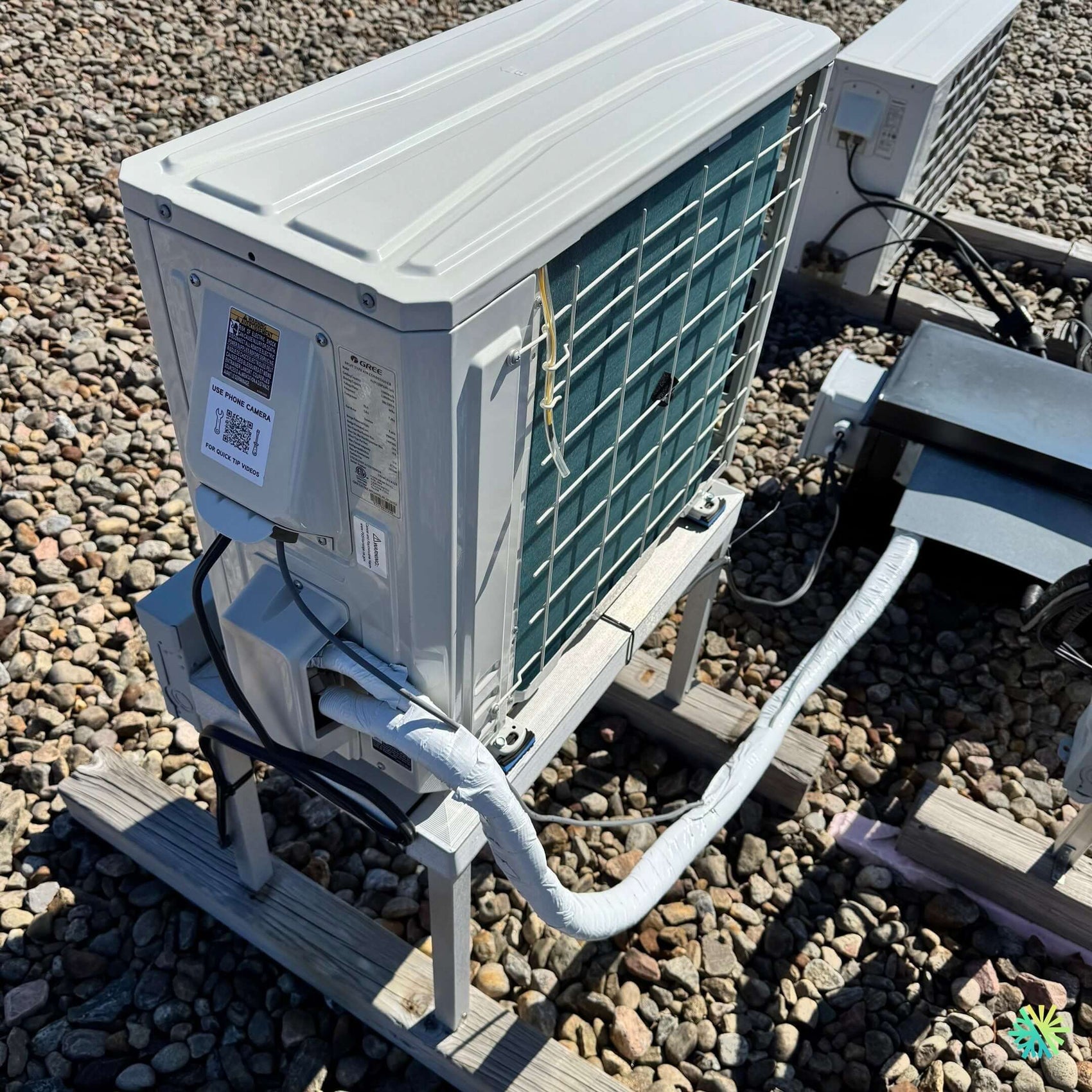 Installation d’une Gree (série R-32) thermopompe murale à Villeray–Saint-Michel–Parc-Extension