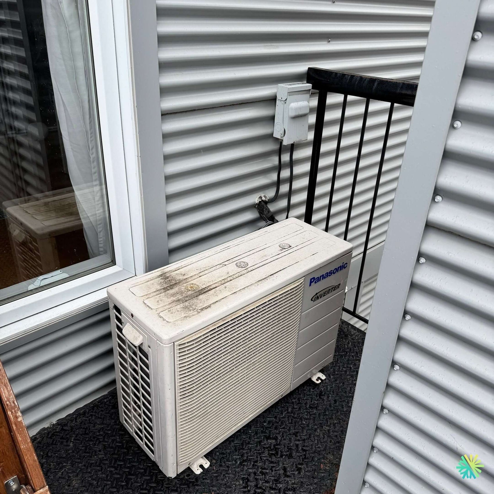 Réparation d’une thermopompe murale Panasonic à Ville-Marie