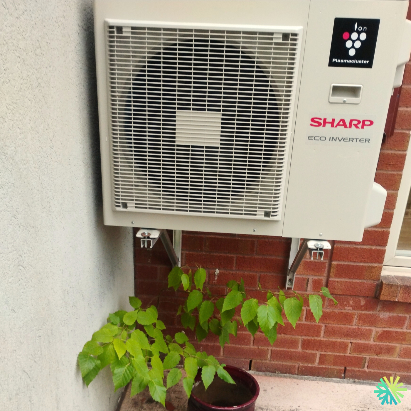 Réparation d’une thermopompe murale Sharp à Rosemont–La Petite-Patrie (Montréal)