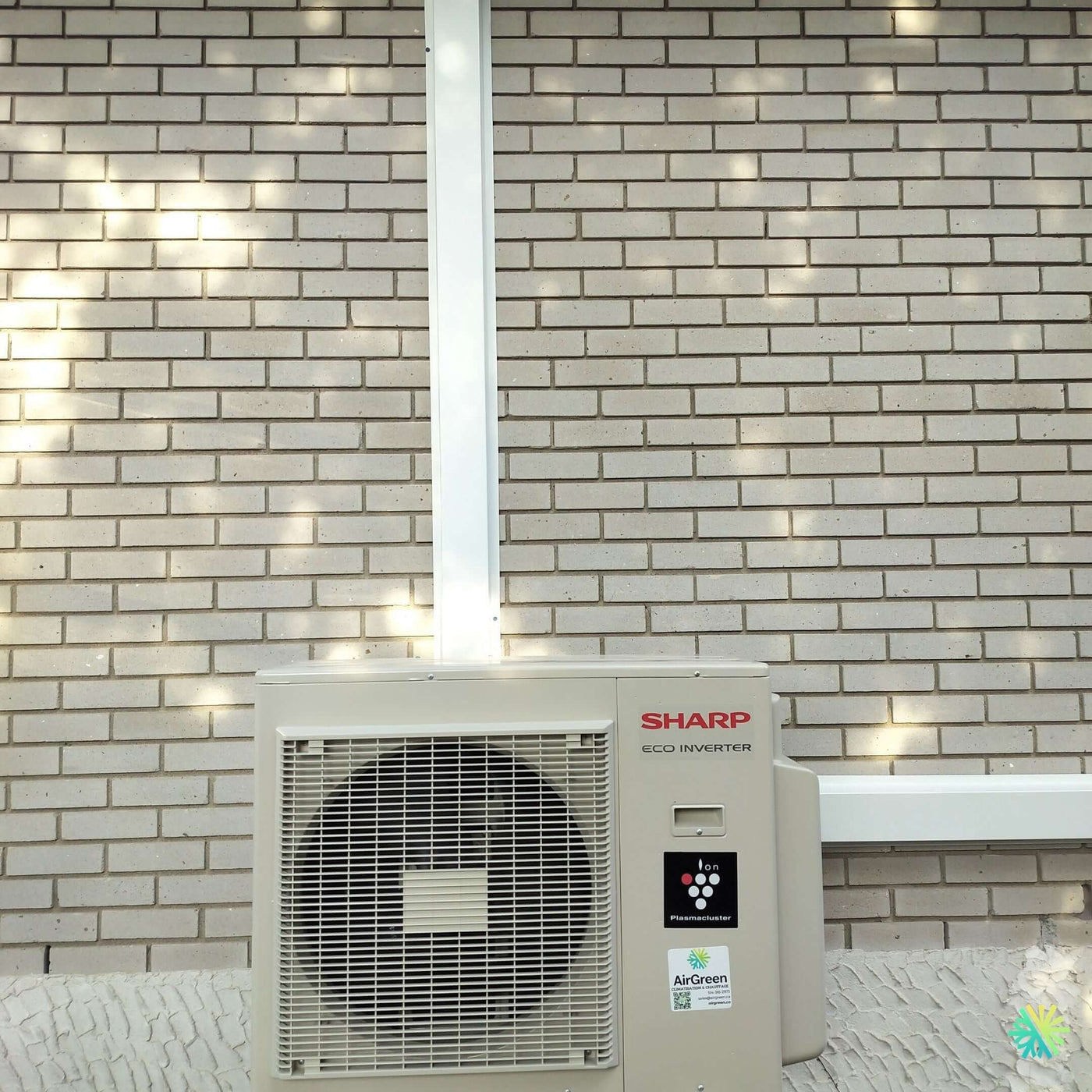 Installation d’une Sharp ZU1 thermopompe murale à Chomedey (Laval)