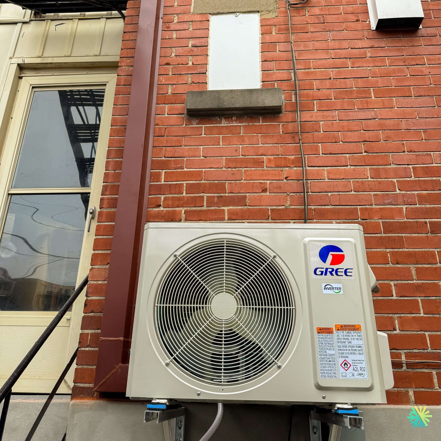 Installation d’une thermopompe murale GREE AIRY R32 Mini Split à Delson