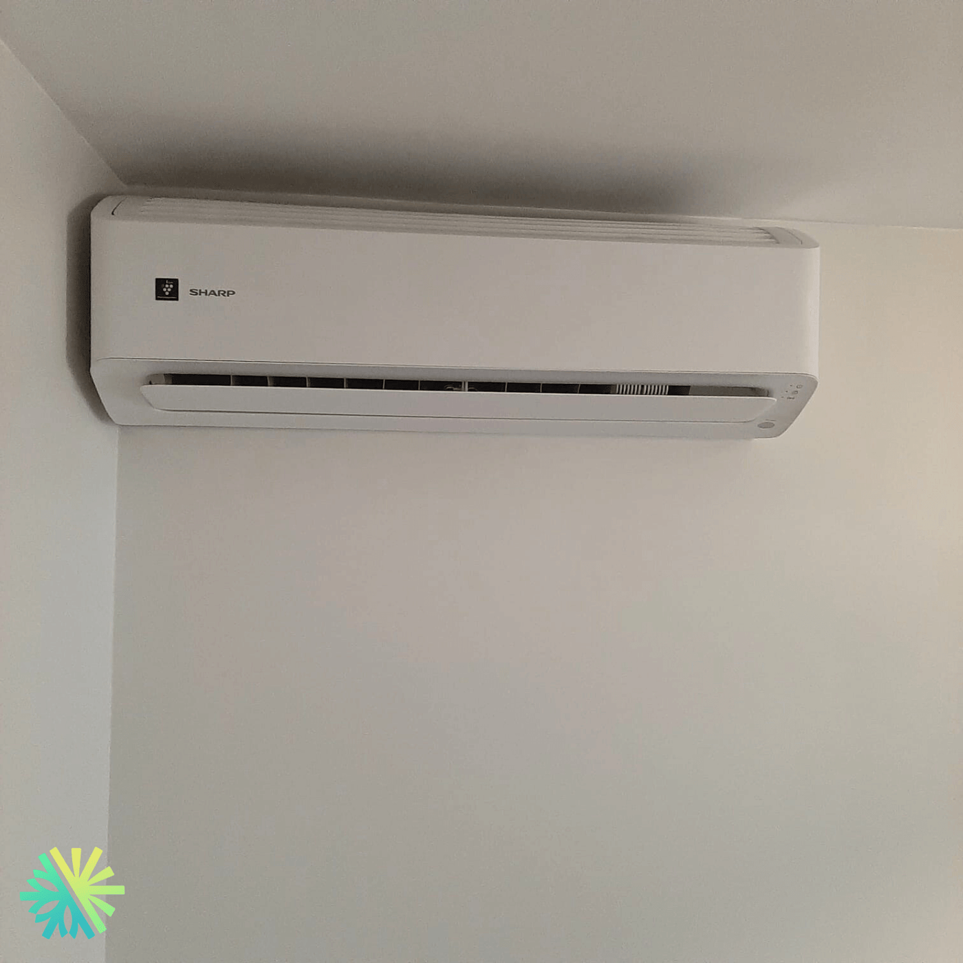 Installation d’une thermopompe double zone SHARP BU à Montréal-Nord