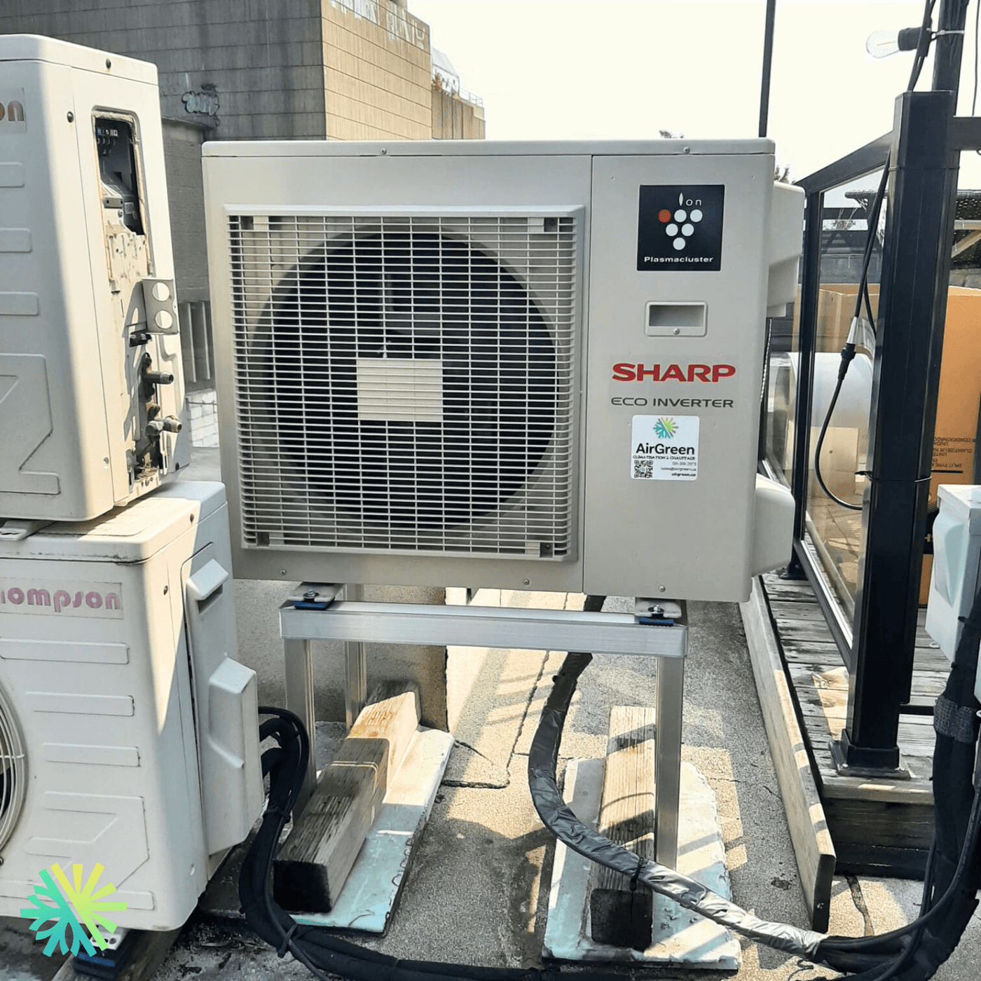 Installation d’une Thermopompe Mini Split SHARP ZU1 de 24 000 BTU à Montréal