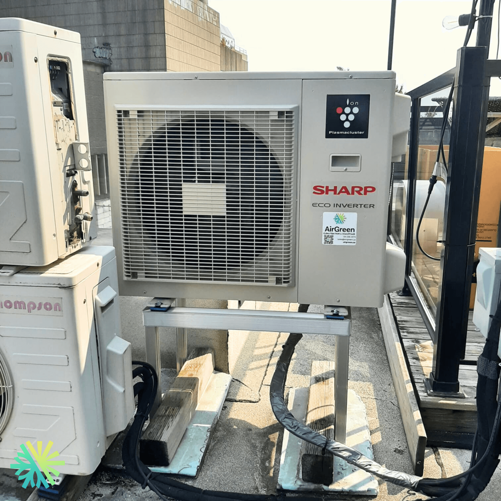 Installation d’une Thermopompe Mini Split SHARP ZU1 de 24 000 BTU à Montréal