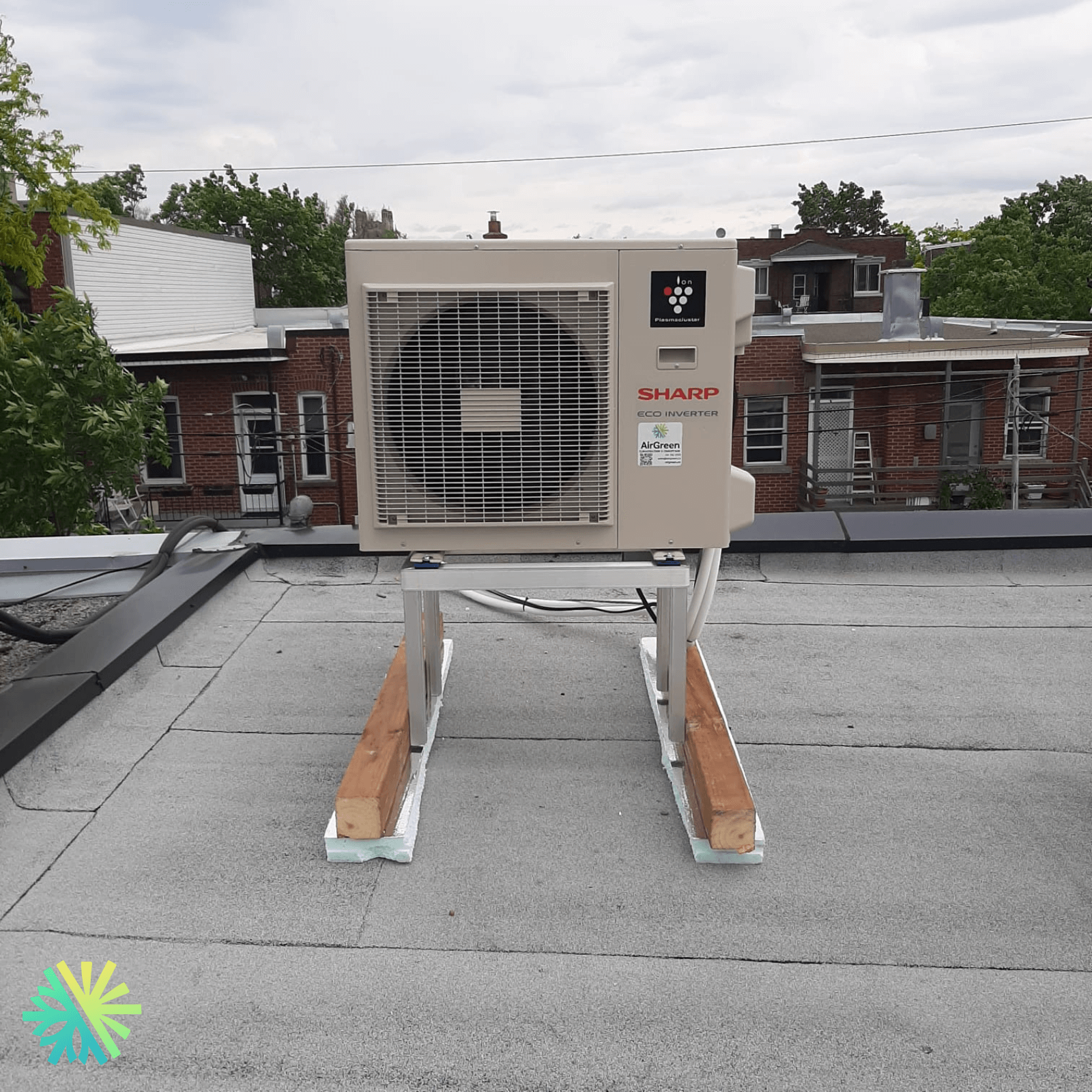 Installation d'une thermopompe murale Sharp ZU1 à Deux-Montagnes, Rive-Nord