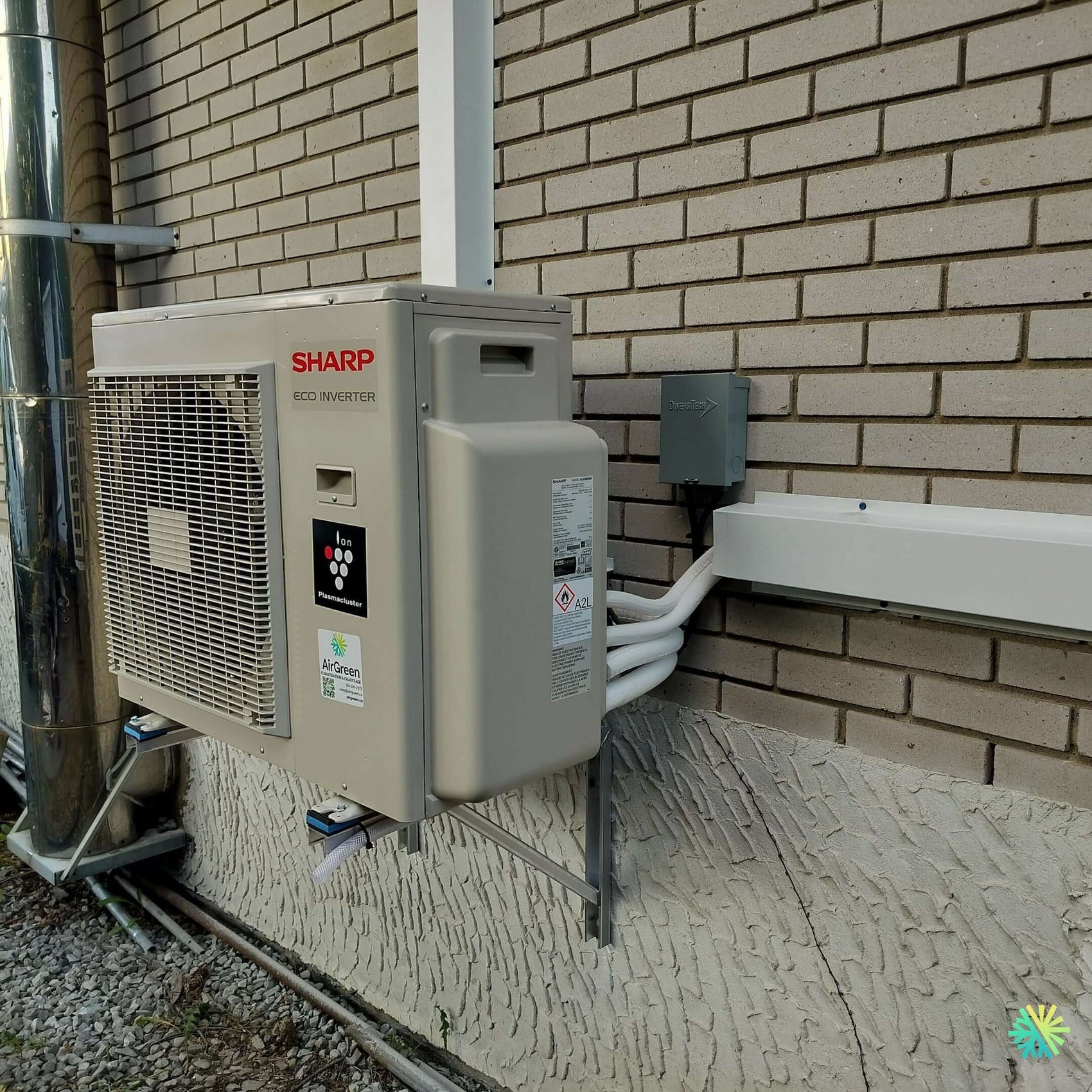 Installation d’une Sharp ZU1 thermopompe murale à Sainte-Thérèse