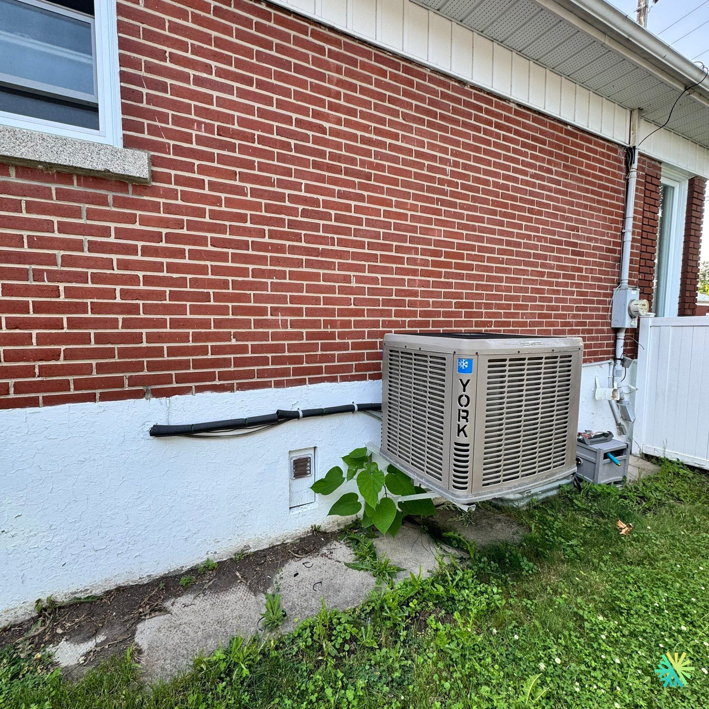 Réparation d’une thermopompe centrale York à Brossard