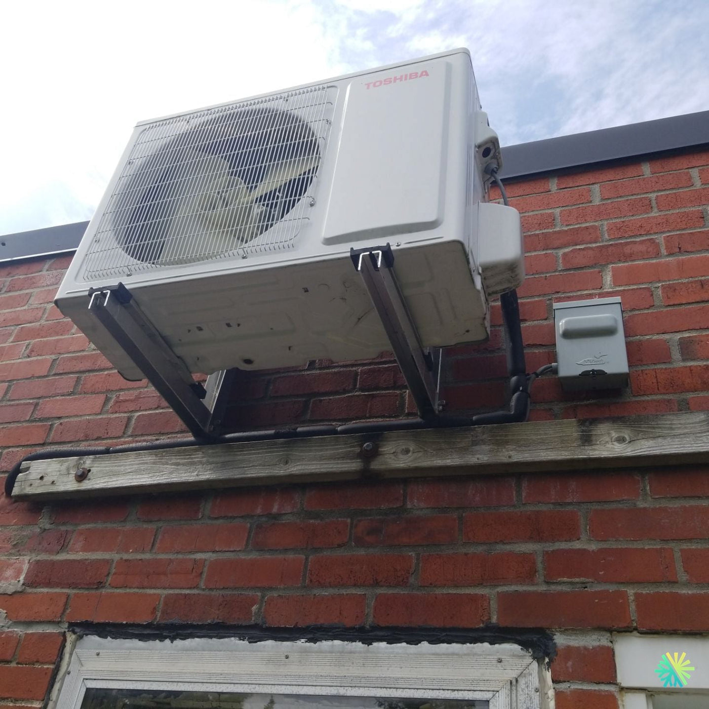 Réparation d’une thermopompe murale Toshiba à Saint-Lambert