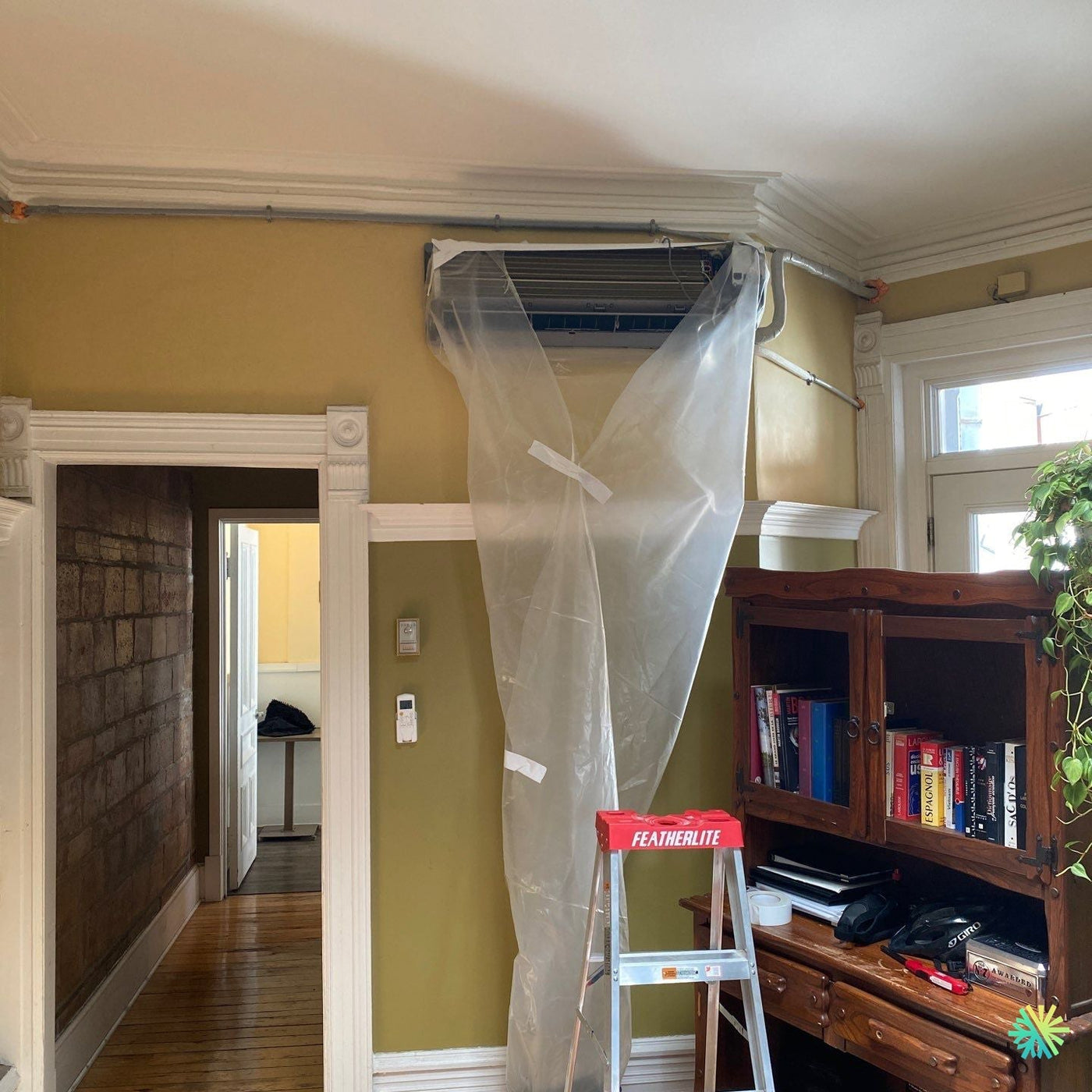 Réparation d’un climatiseur mural Sharp à Côte-Saint-Luc