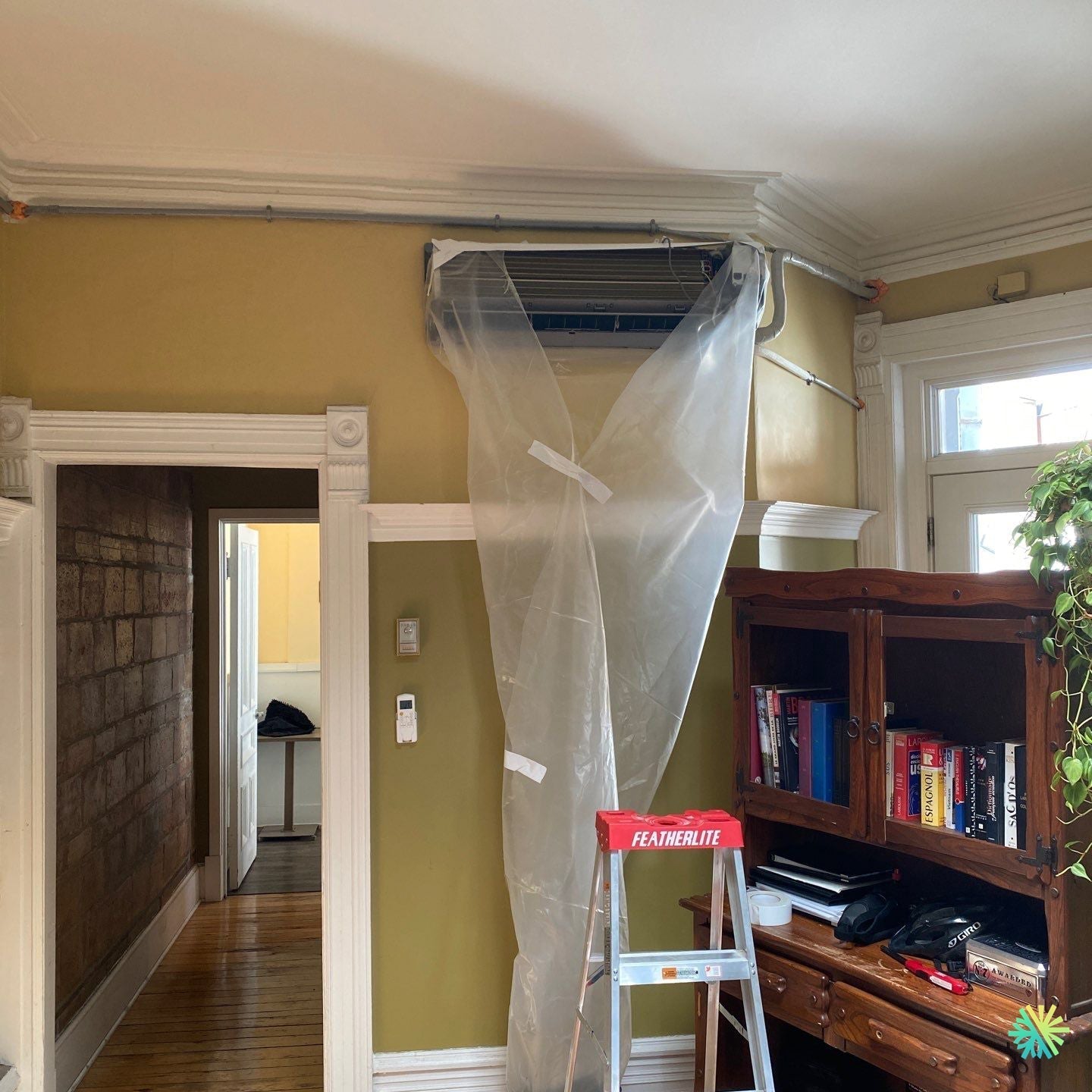 Réparation d’un climatiseur mural Sharp à Côte-Saint-Luc