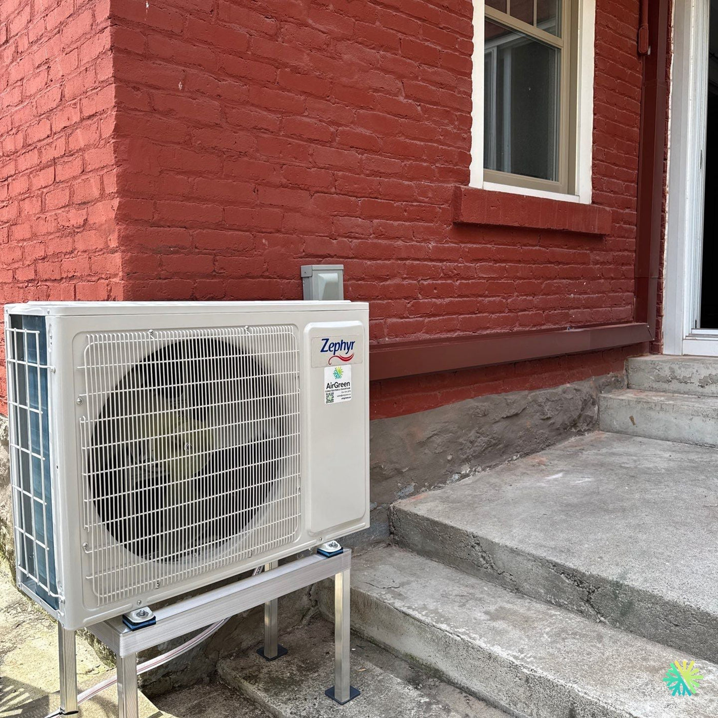 Installation d’une thermopompe murale Zephyr à Sainte-Julie