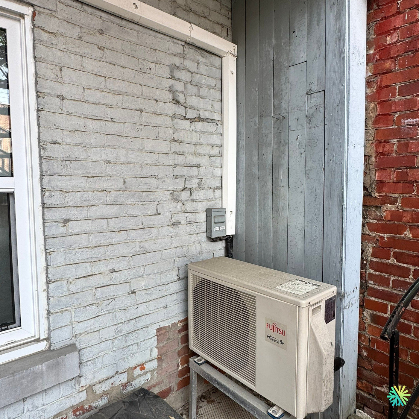 Nettoyage d’une thermopompe murale Fujitsu au Plateau-Mont-Royal