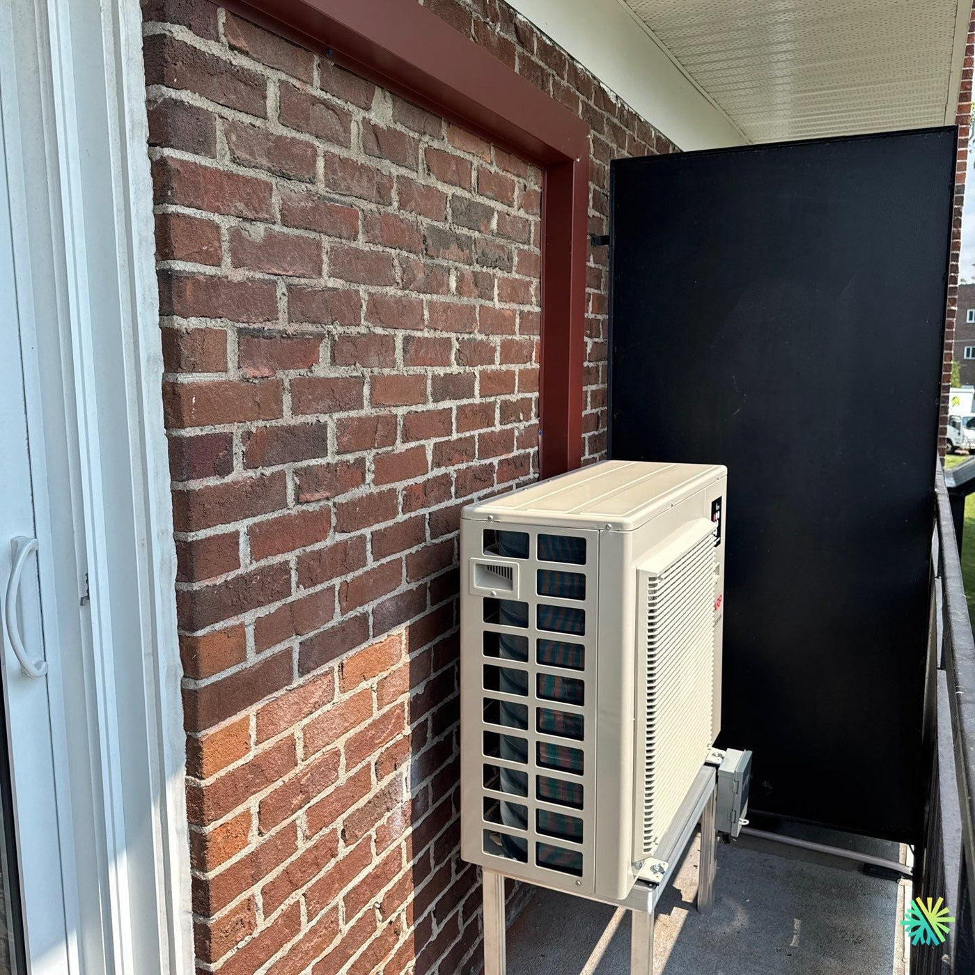 Installation d’une Sharp ZU1 thermopompe murale à Rosemont–La Petite-Patrie (Montréal)